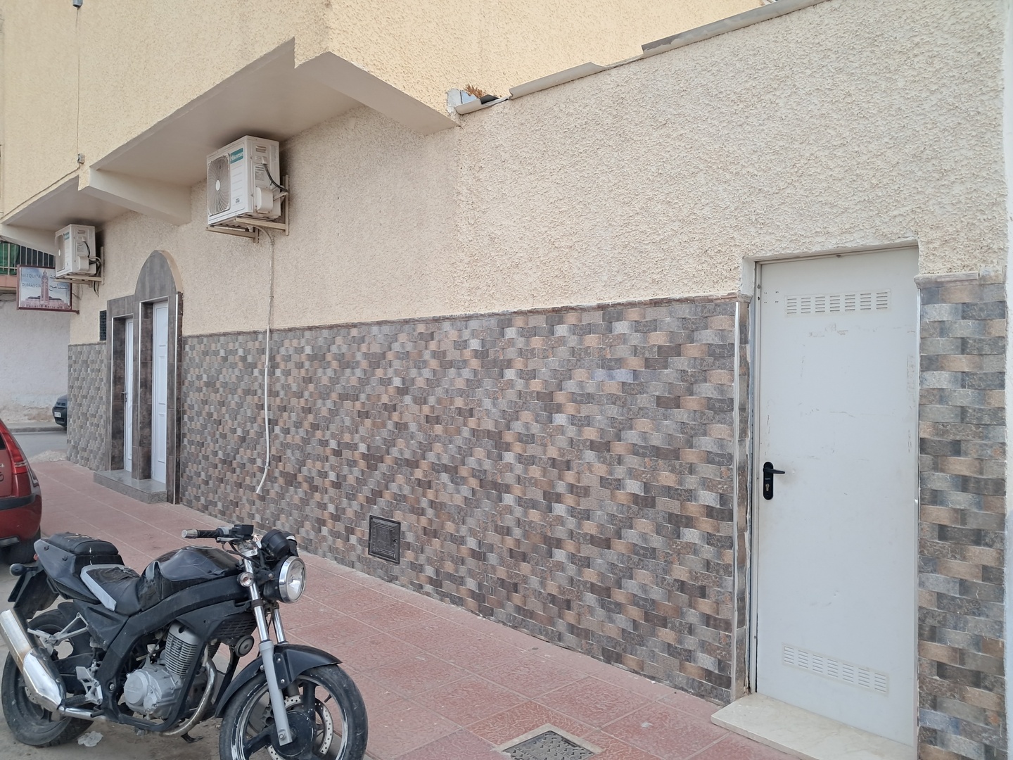 مسجد التسامح بحي بوركوس