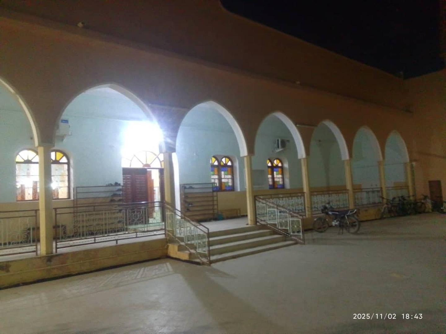 مسجد النور بوعزون