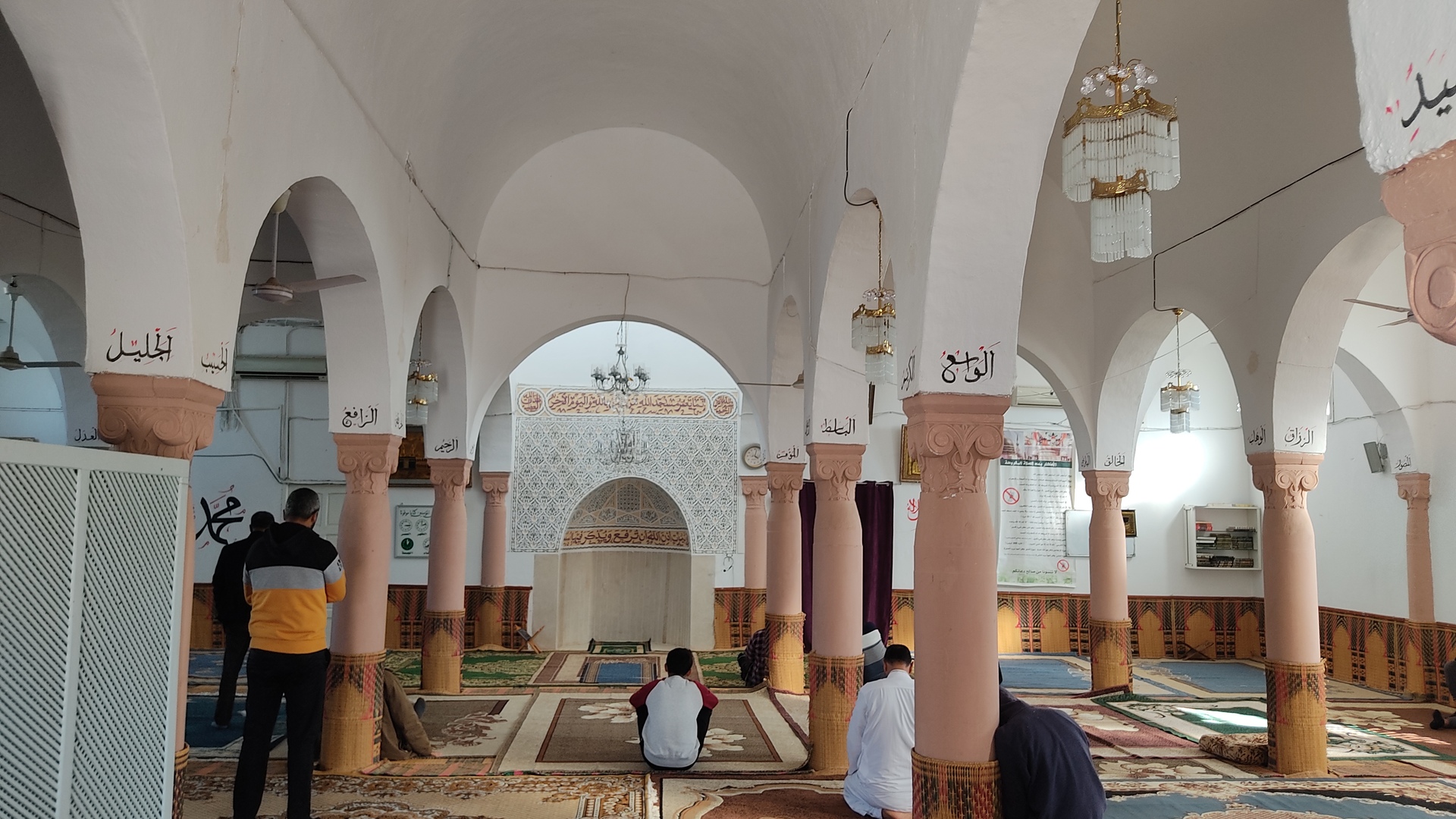 جامع المنصورة 1