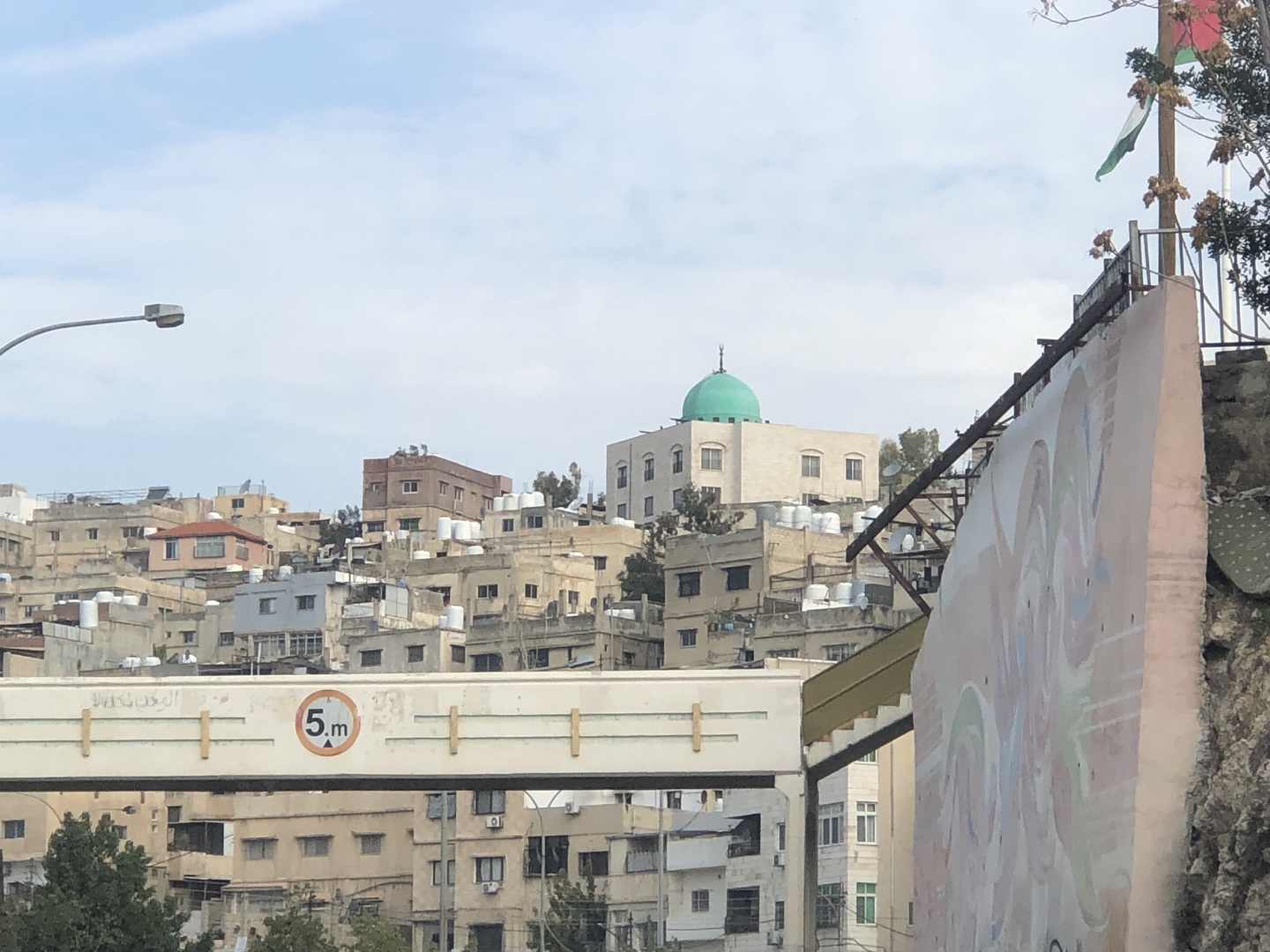 من شارع الاردن