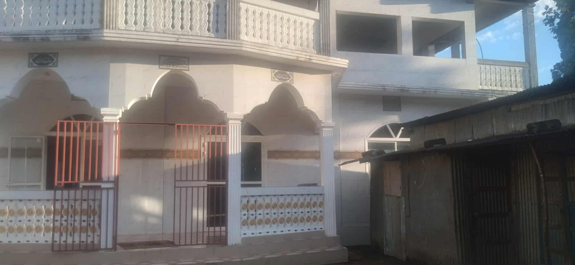 MOSQUEE VENDREDI AKIBANI