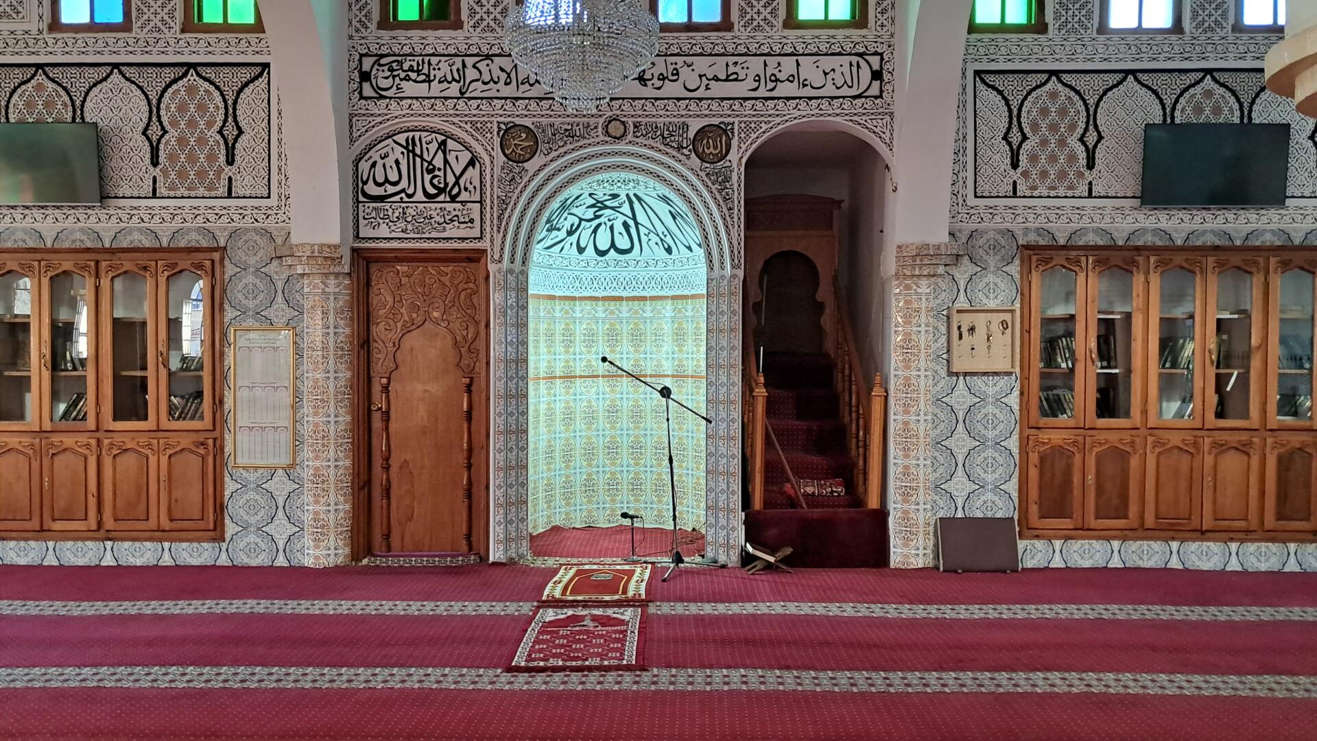 مسجد علي بن أبي طالب