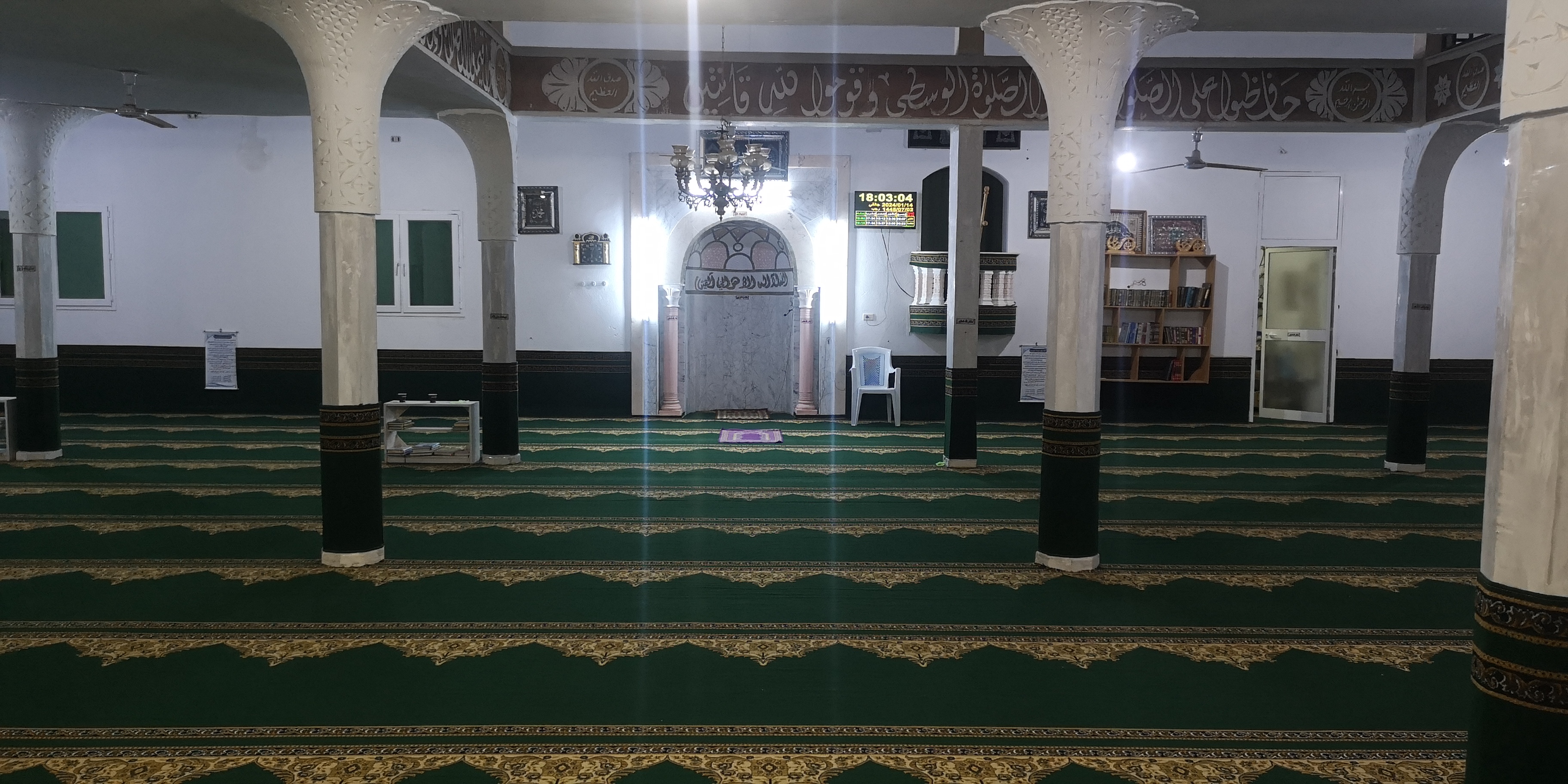 جامع عمر بن الخطاب الصخيرة