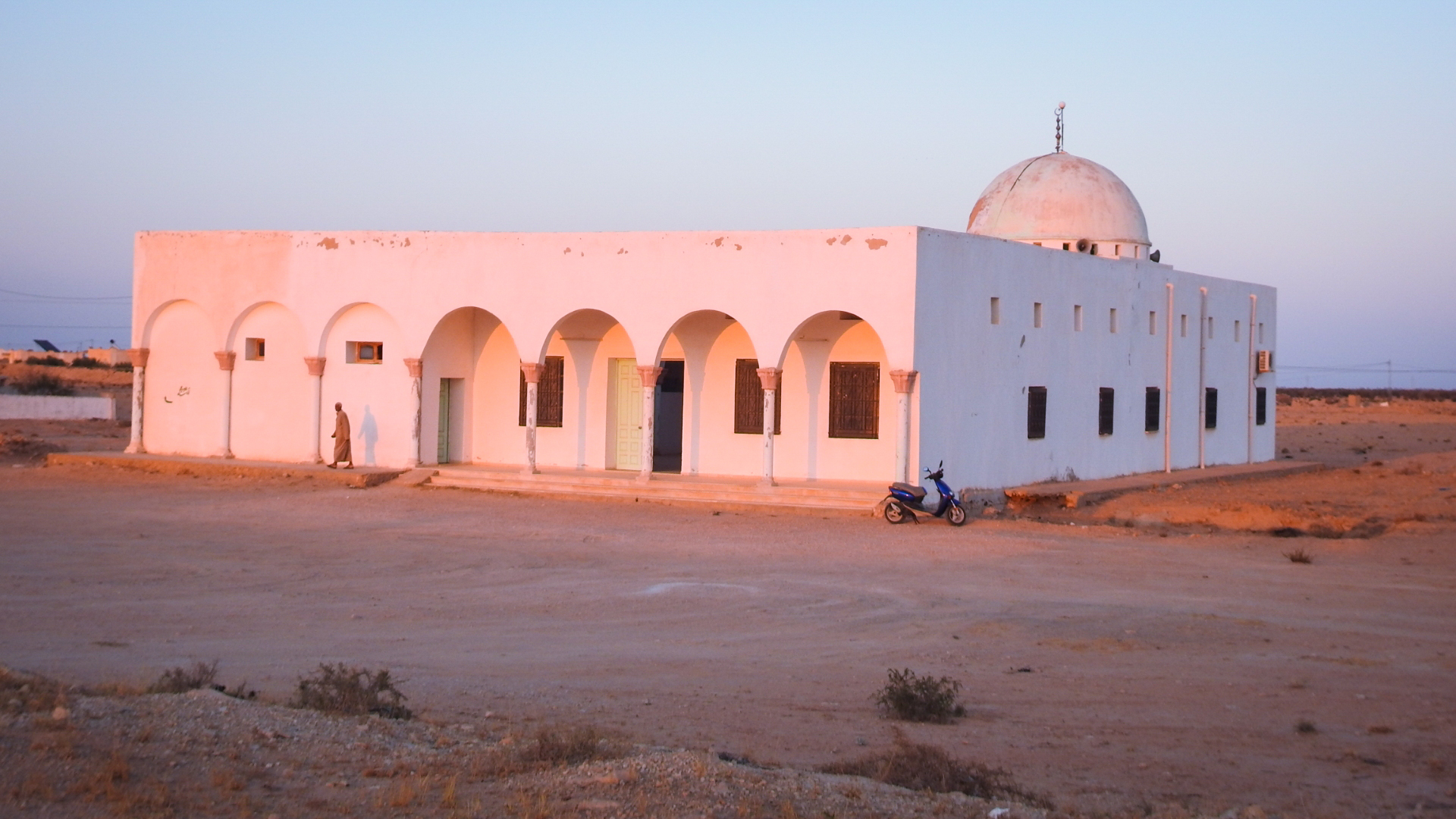 جامع البركة بحمادة أولاد النفاتي