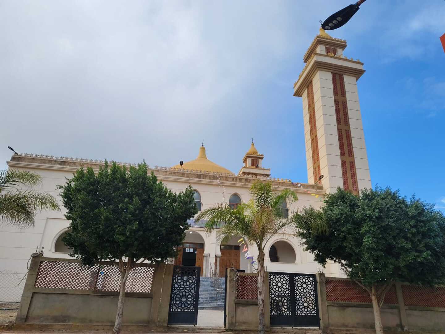 مســـــجد الشـــــهداء - العـــبادية