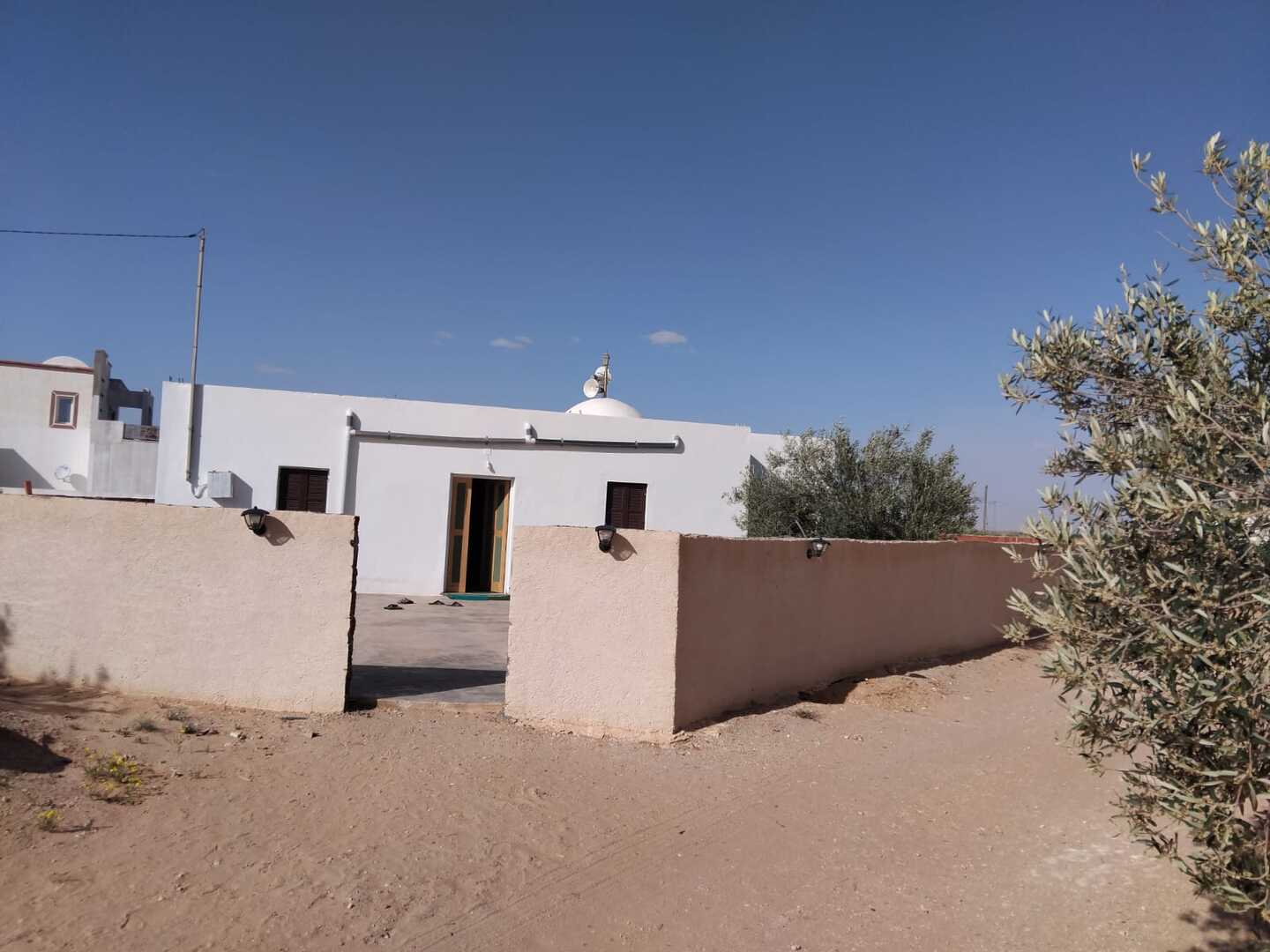 جامع الوفاق حي النادري النفاتية-بن قردان