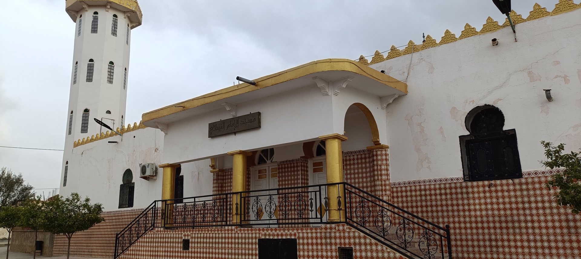 مسجد الإمام النسائي حسين