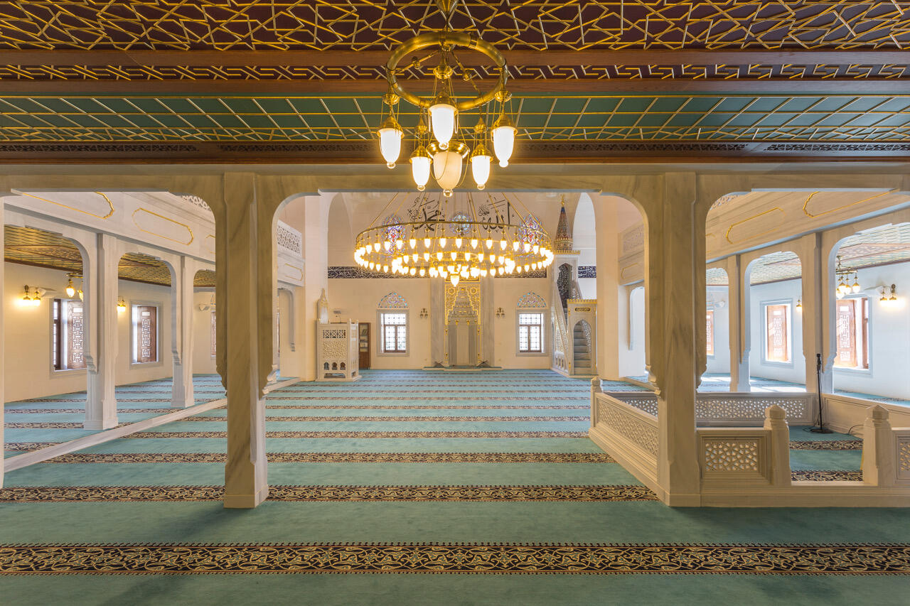 EBUSSUUD EFENDİ CAMİİ