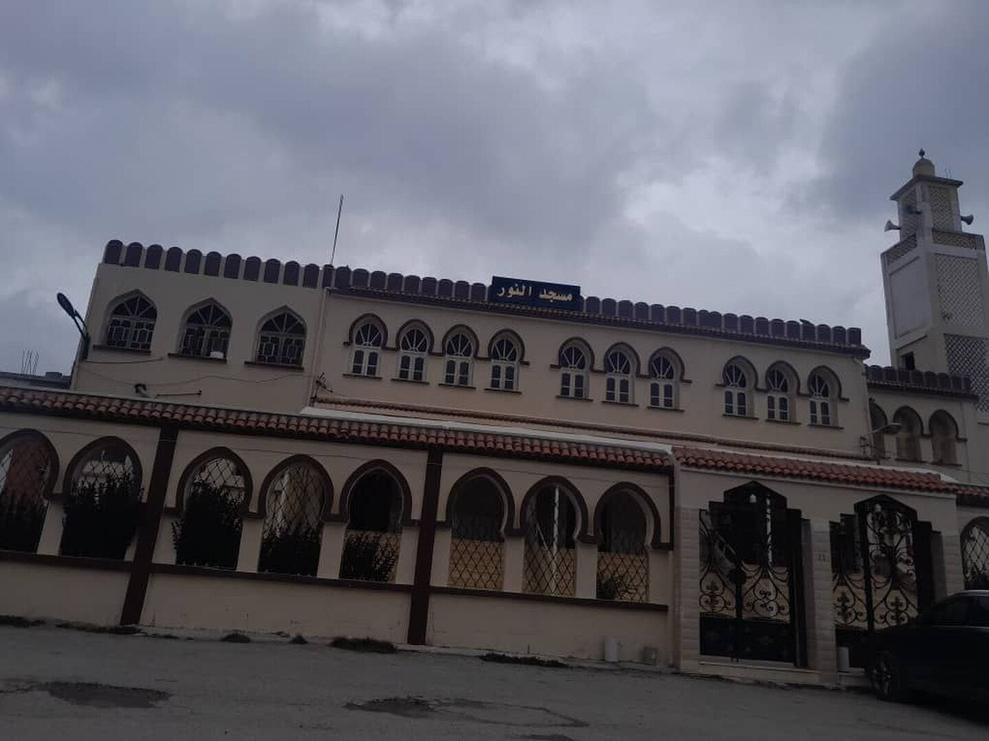 مسجد النور-عين مخلوف