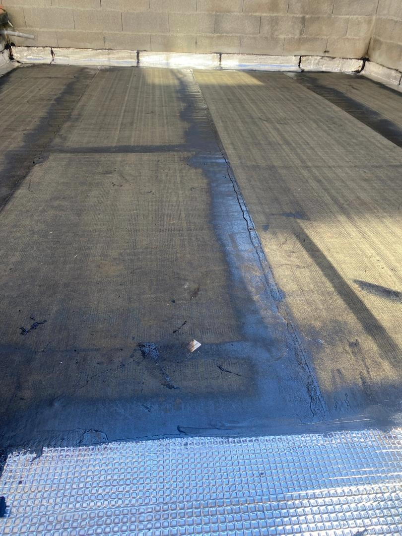 etanchieter  la cour avant les dalle