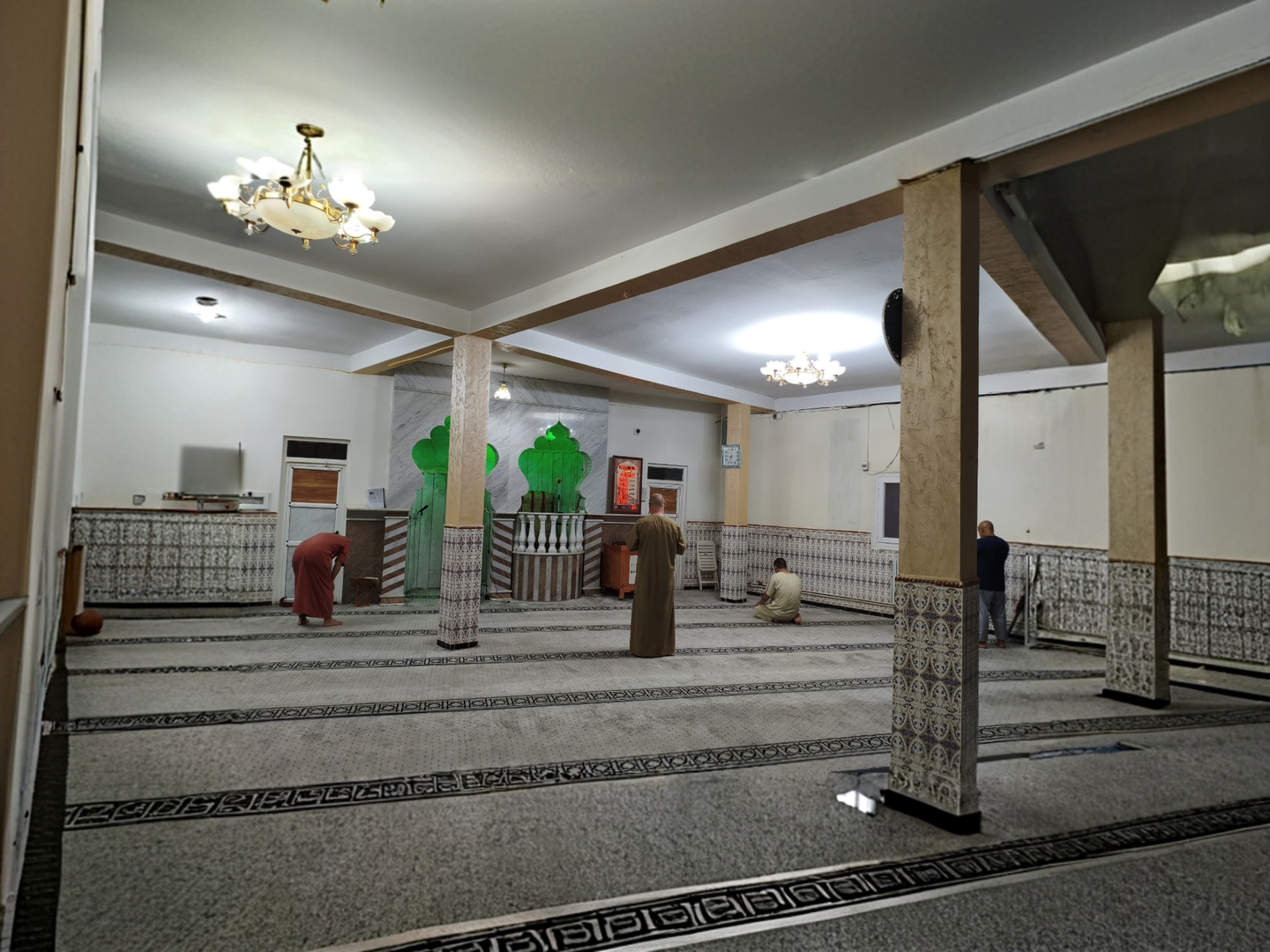 مسجد عمر بن عبد العزيز