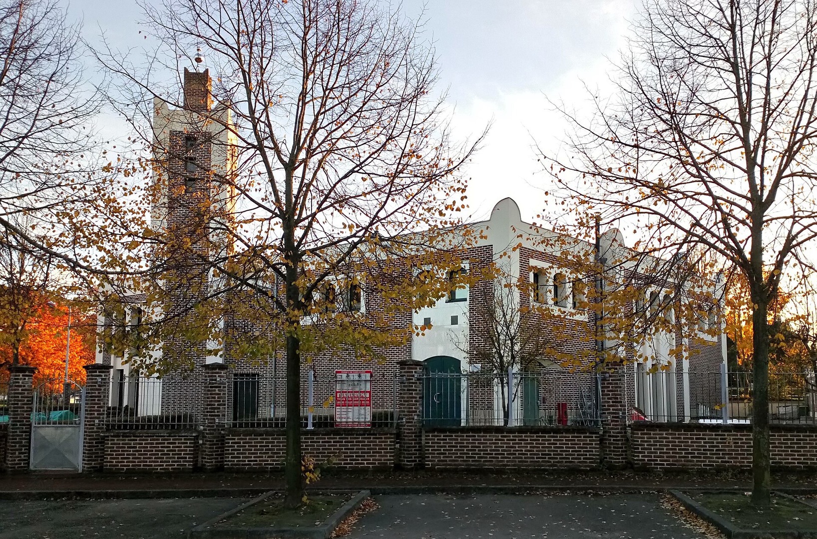 Mosquée Des Bienfaiteurs - Amiens