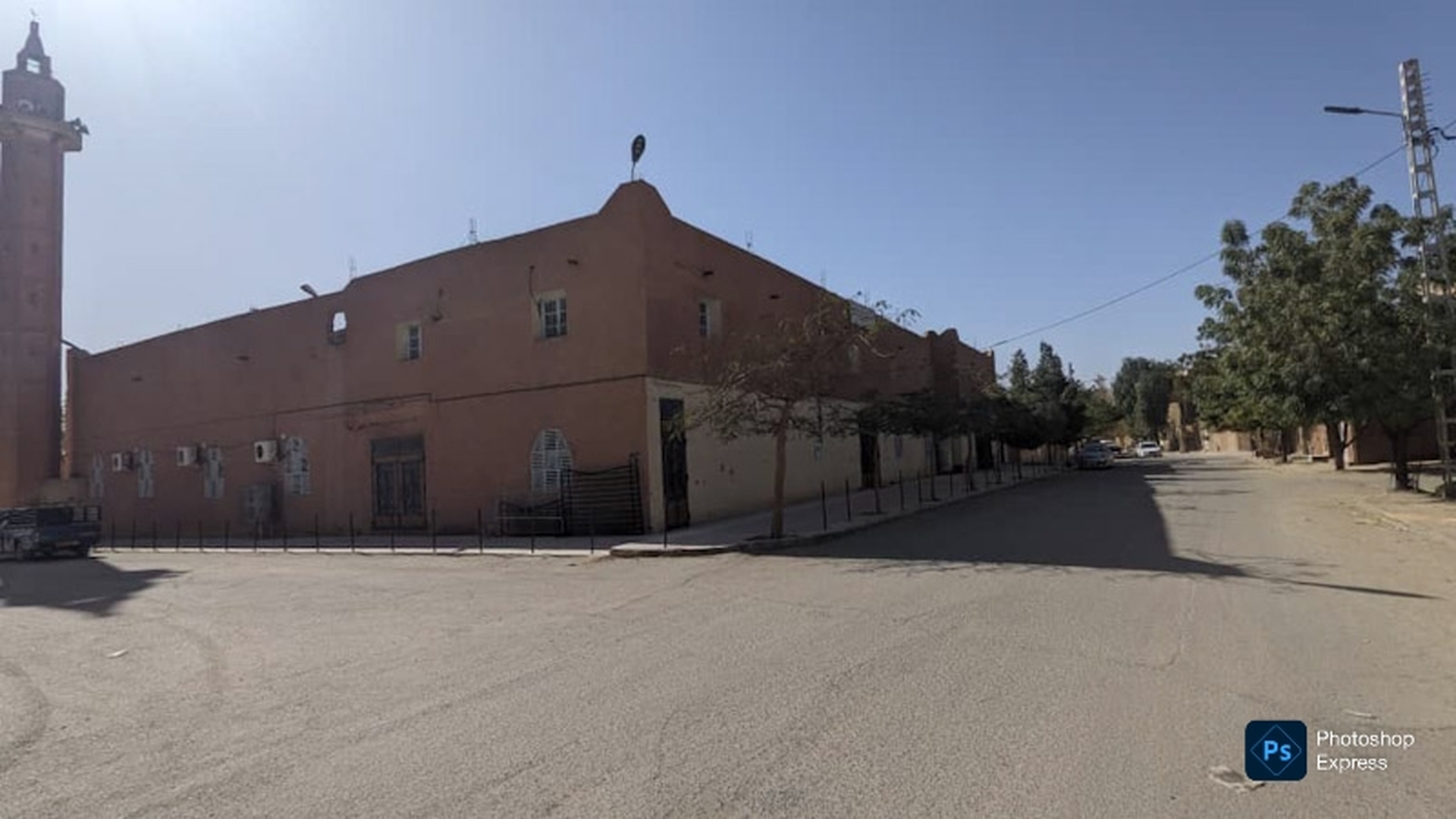 مسجد الامام الحسين بحي الحسين بتمنراست