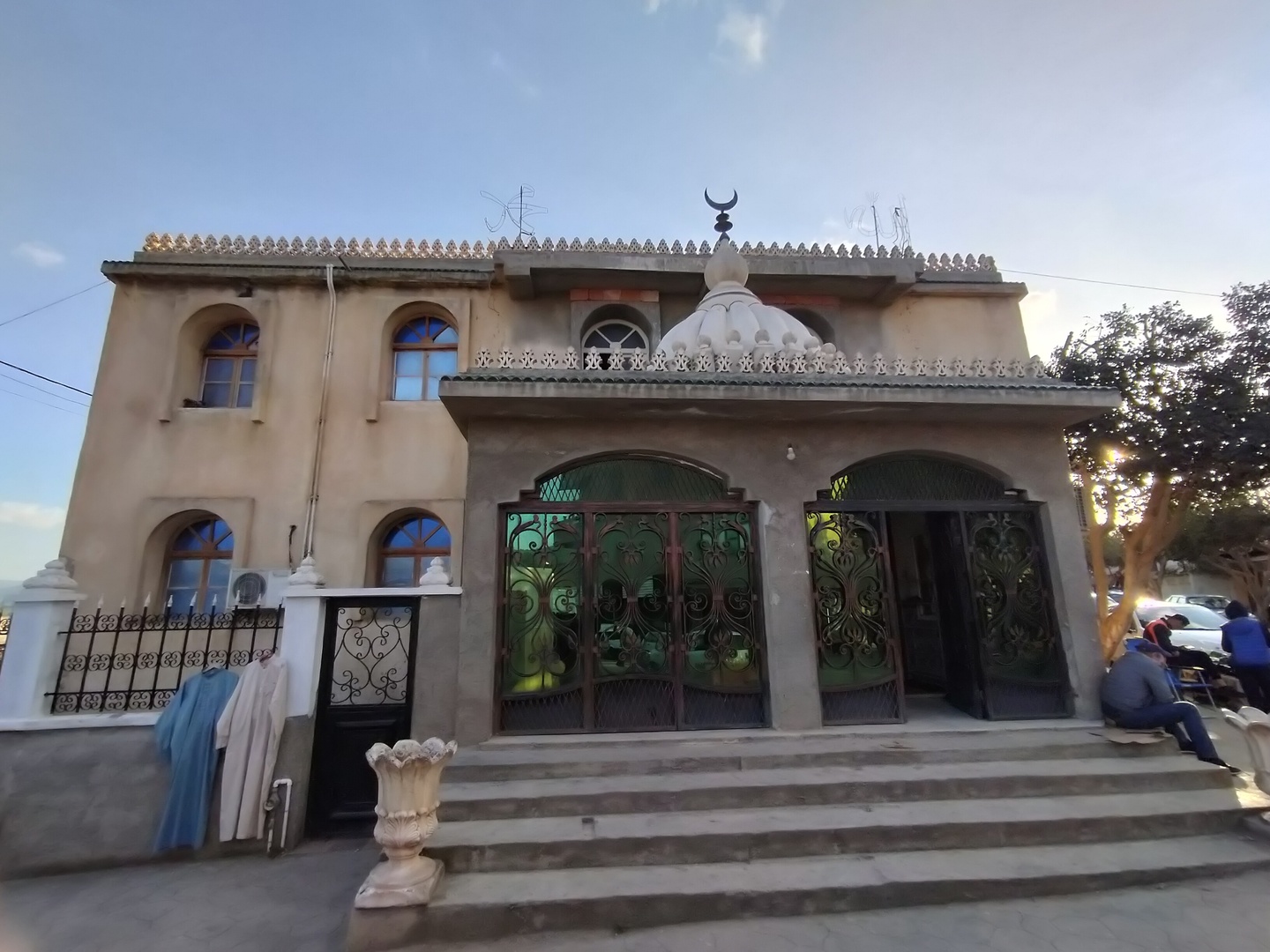 مسجد الطاهر دحمون