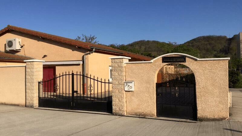 Mosquée De Miribel — Masjid logo
