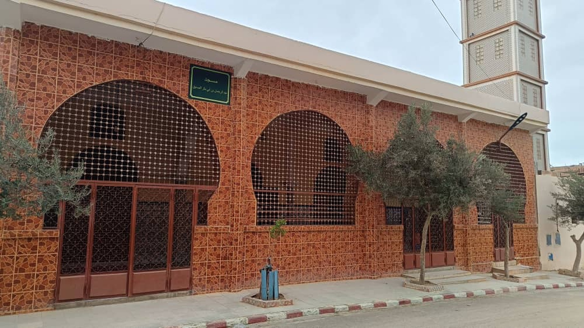 مسجد عبد الرحمن بن ابي بكرالصديق-و.أبطال