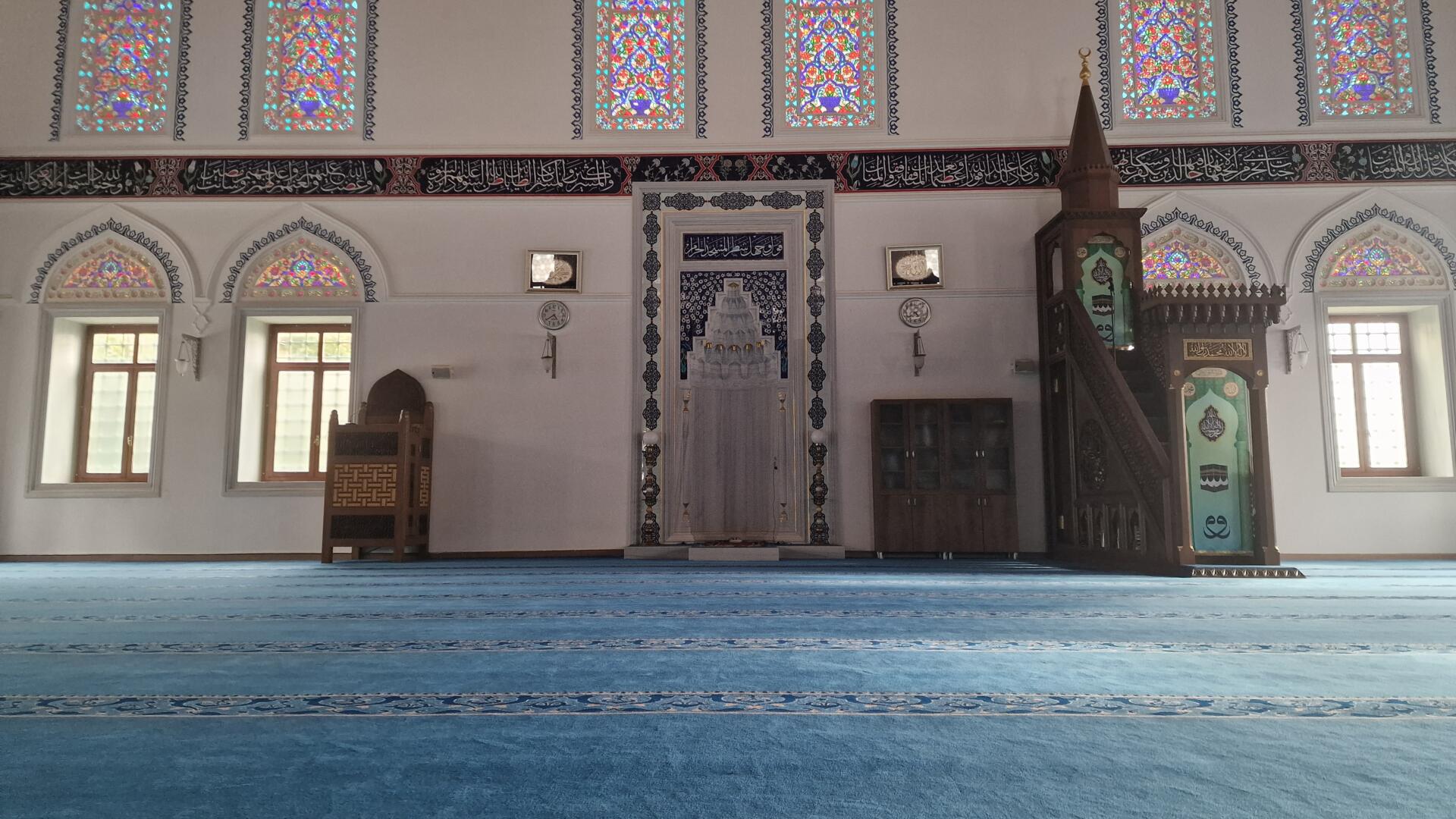 İSKİLİPLİ ATIF HOCA CAMİİ