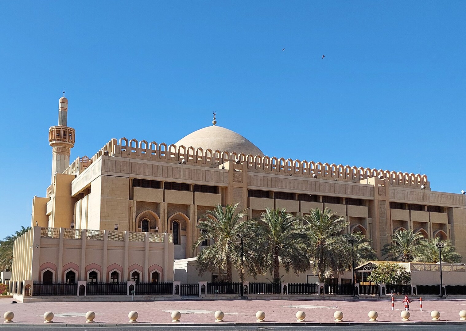 مسجد عمر بن الخطاب -تنس