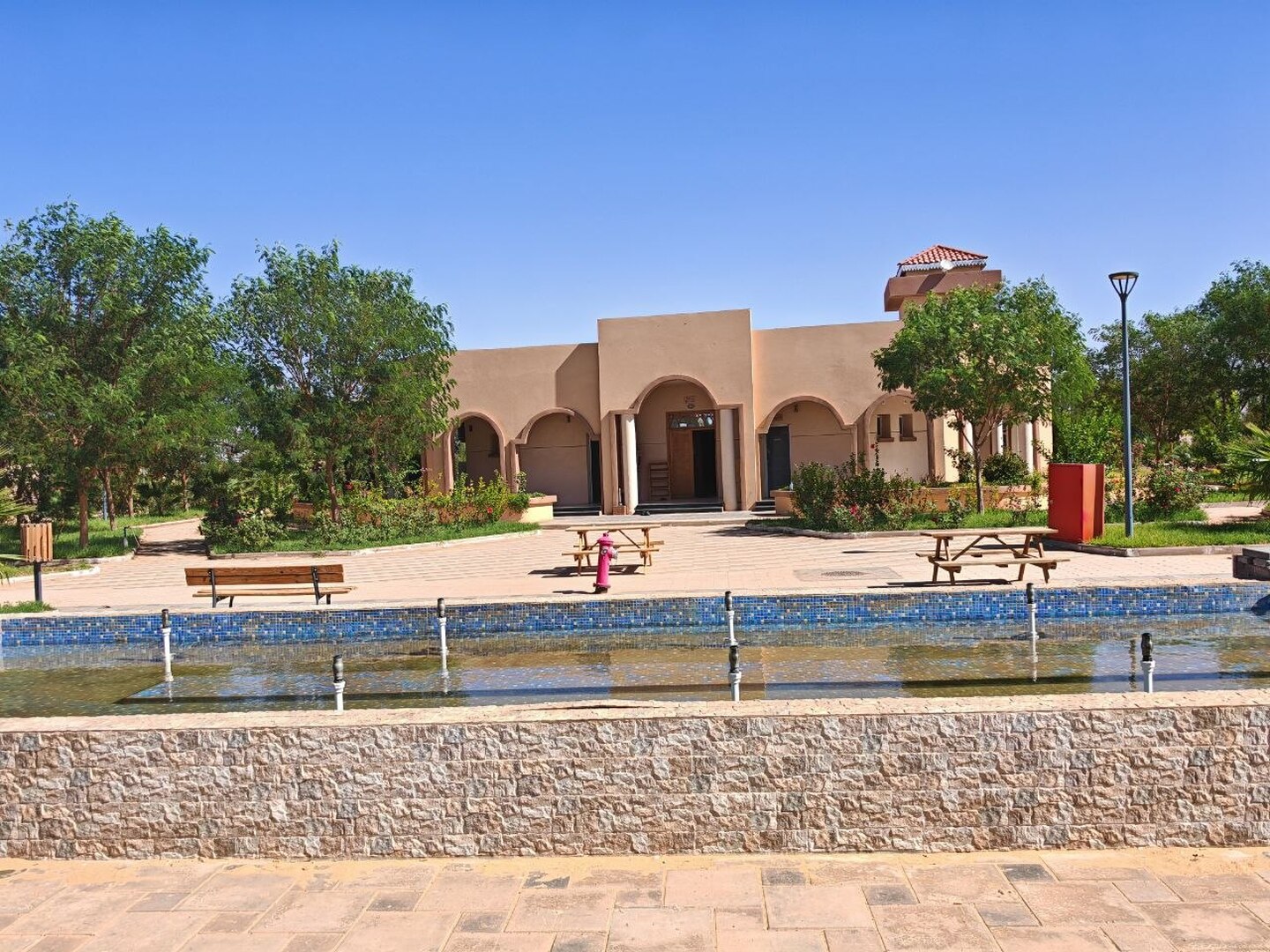 مسجد قاعدة الحياة حاسي تيجران
