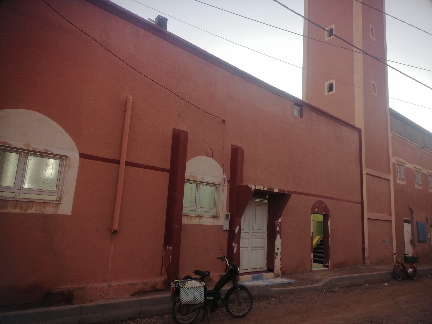 مسجد خطارة ألنيف