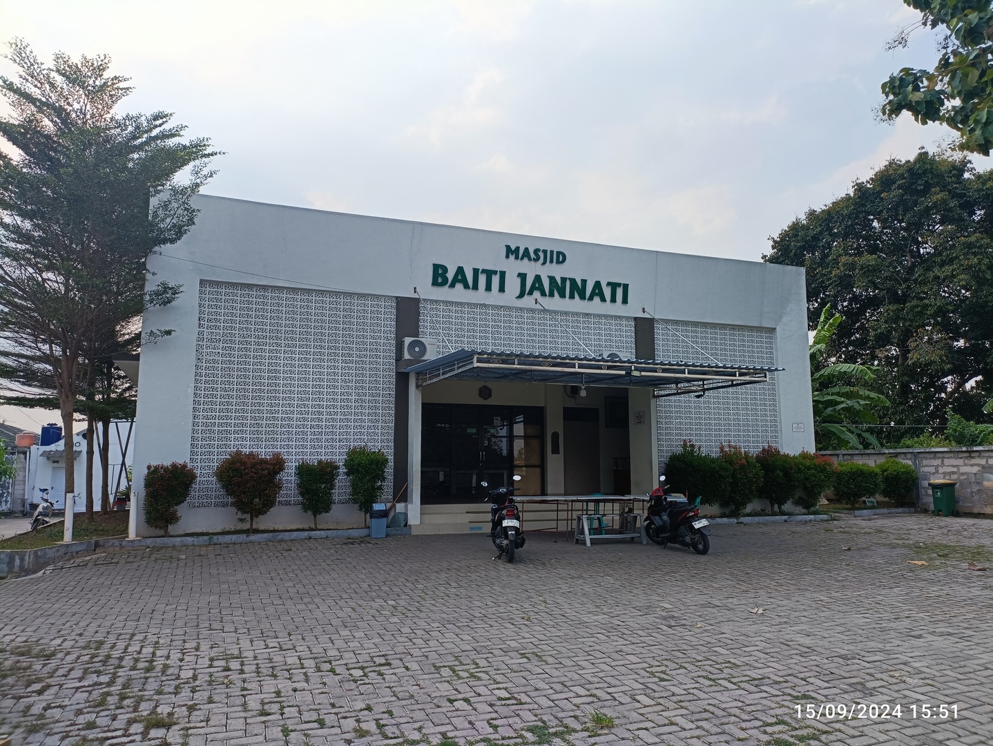 Masjid Baiti Jannati