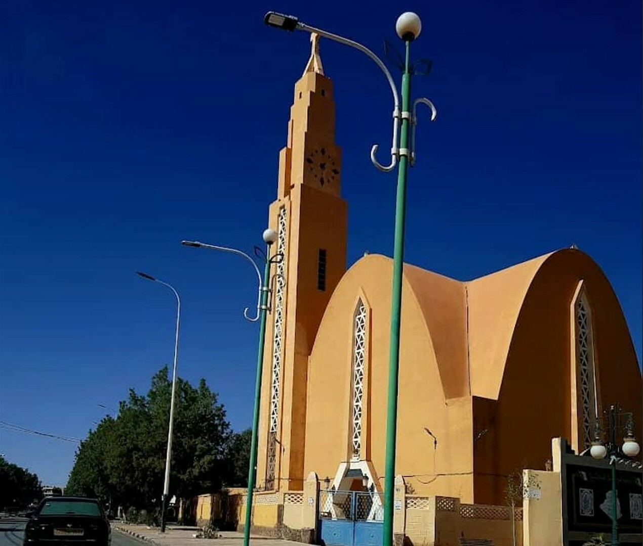 مسجد أسامة بن زيد الوادي