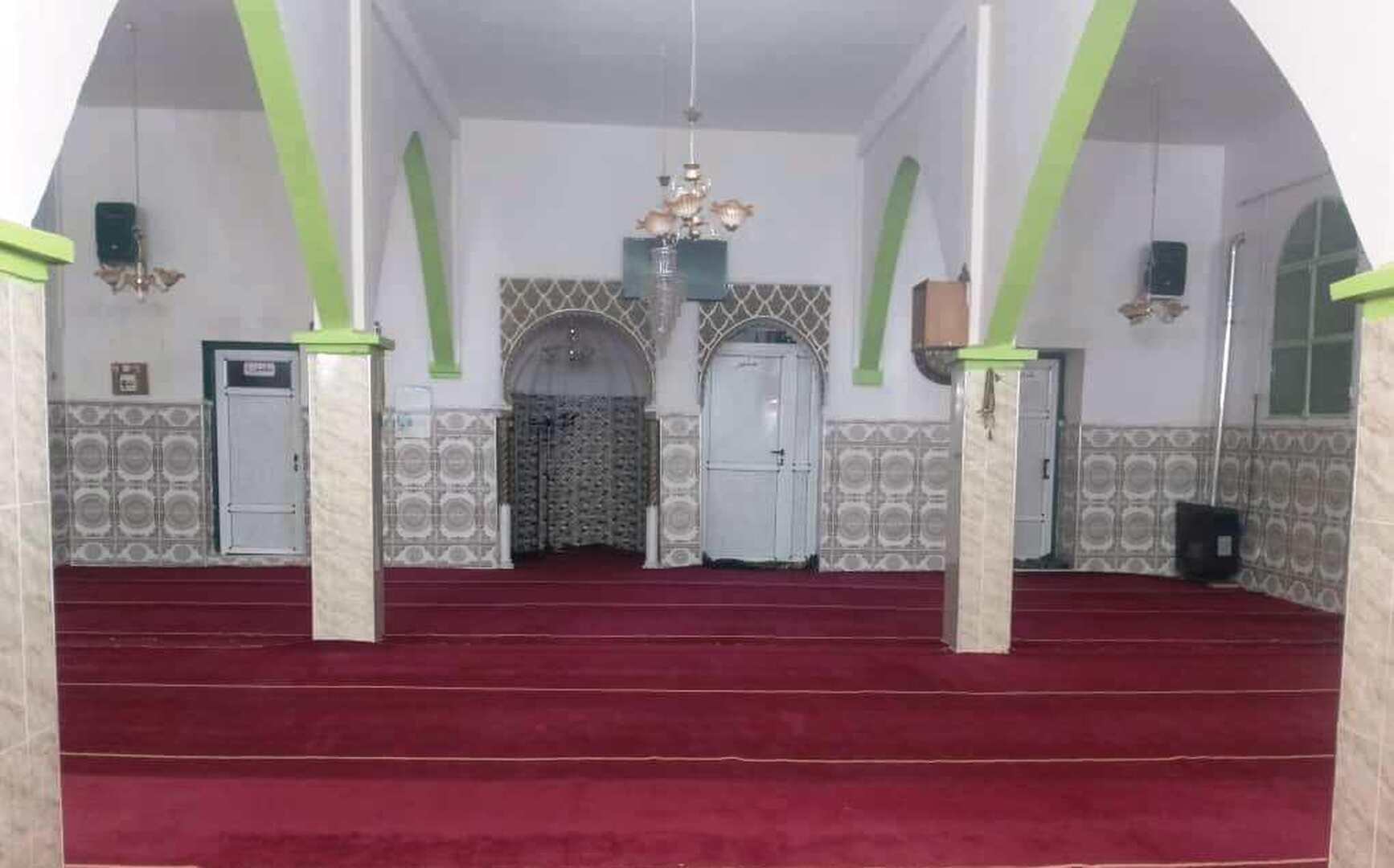 مسجد مصعب بن عمير-غار بومعزة-بني هديل