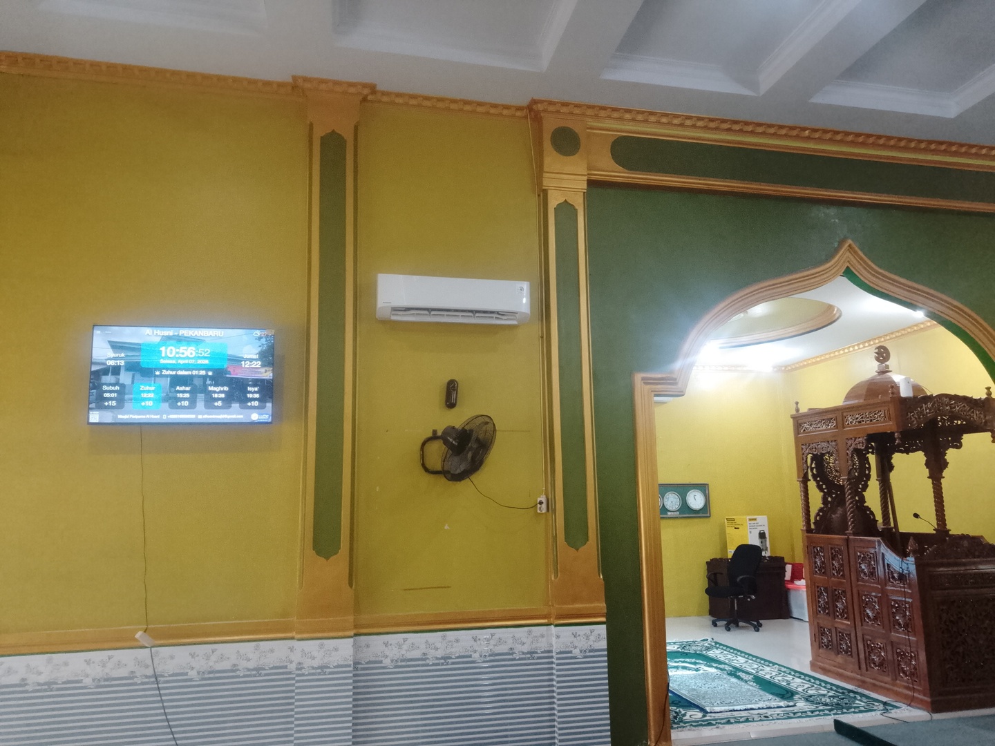 Masjid Paripurna Al Husni