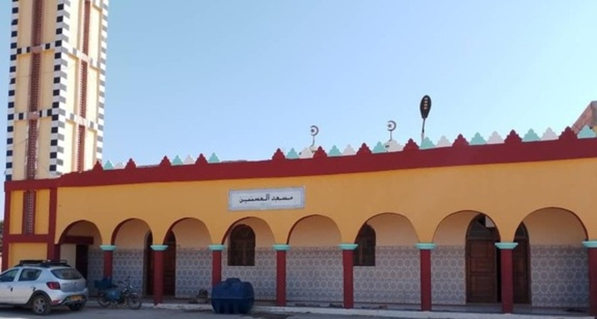 مسجد الحسنين سيدي عدة الحاج السوافلية