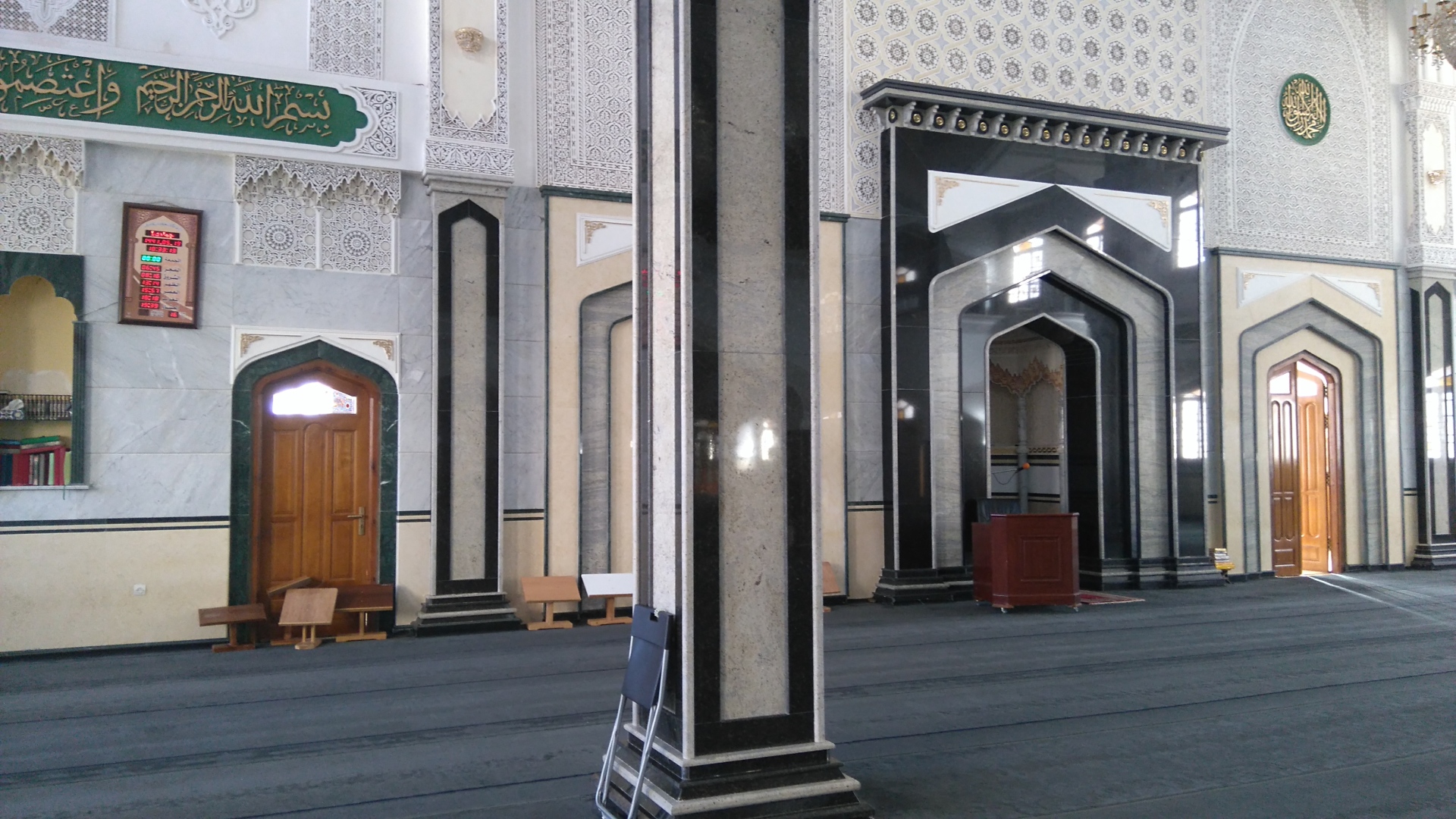 مسجد علي بن أبي طالب