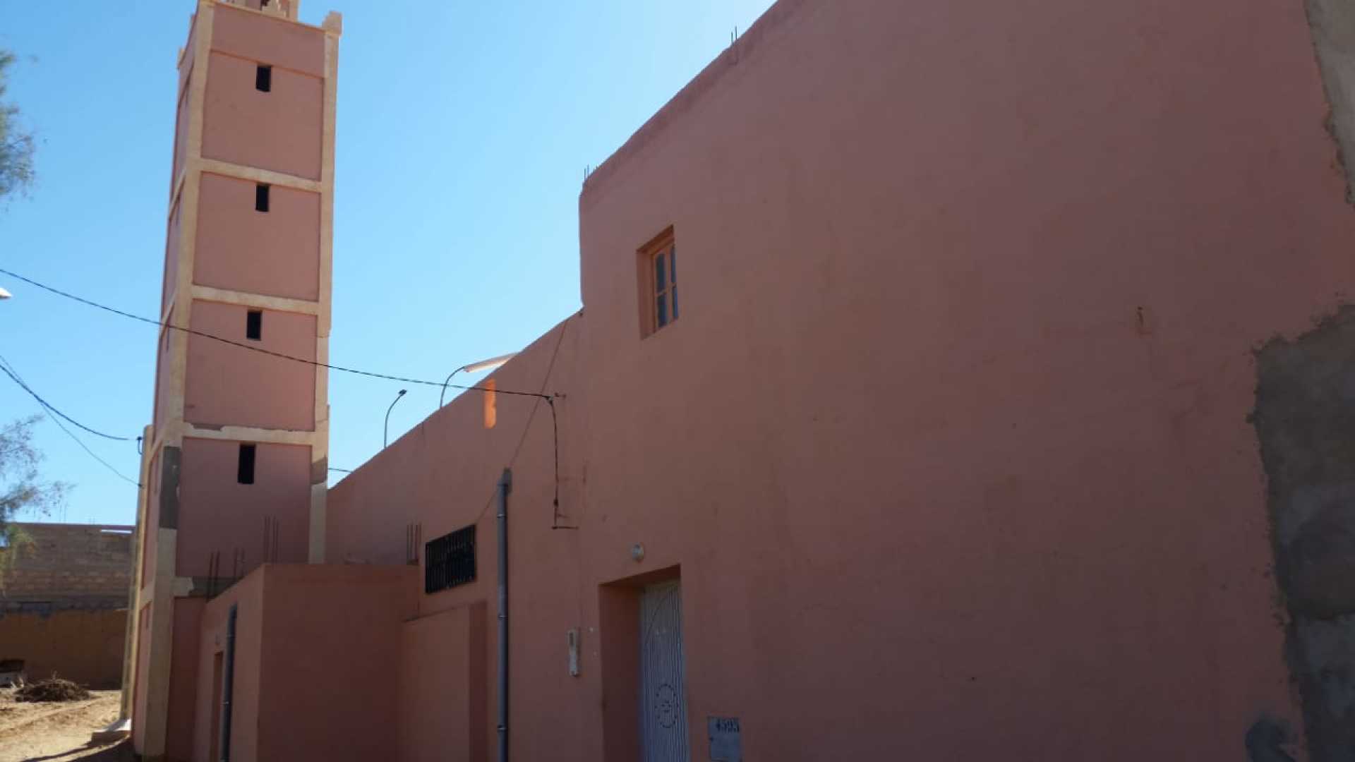 مسجد السات  الفوقانية