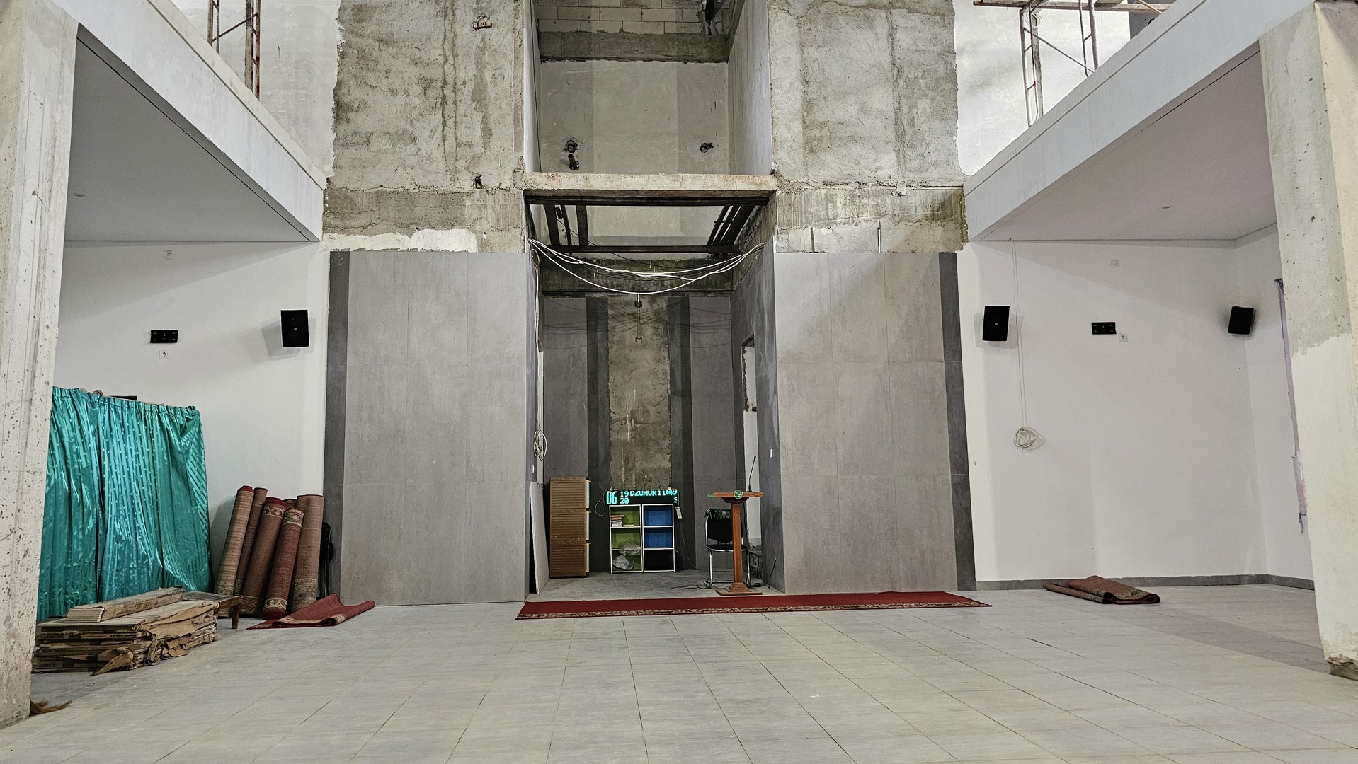 MASJID JAMI' AL-AMANAH