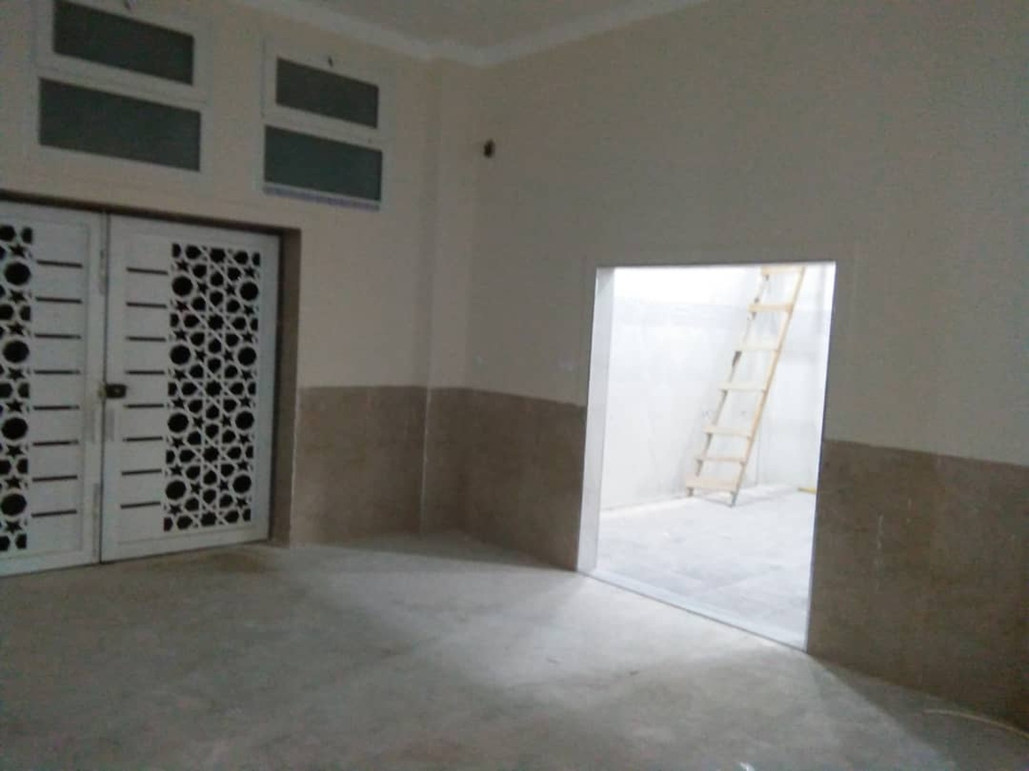 مسجد المؤمن-حي 6000 مسكن الرتبة