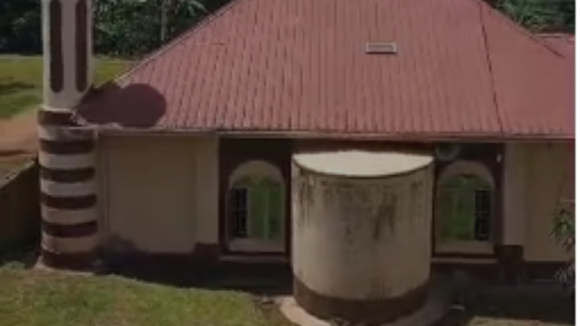 مسجد معهد الرسول الأكرم الإسلامي