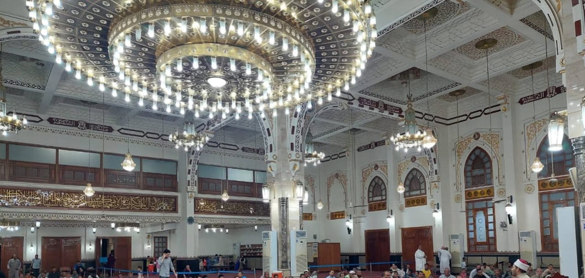 مسجد الميناء الكبير بالغردقة