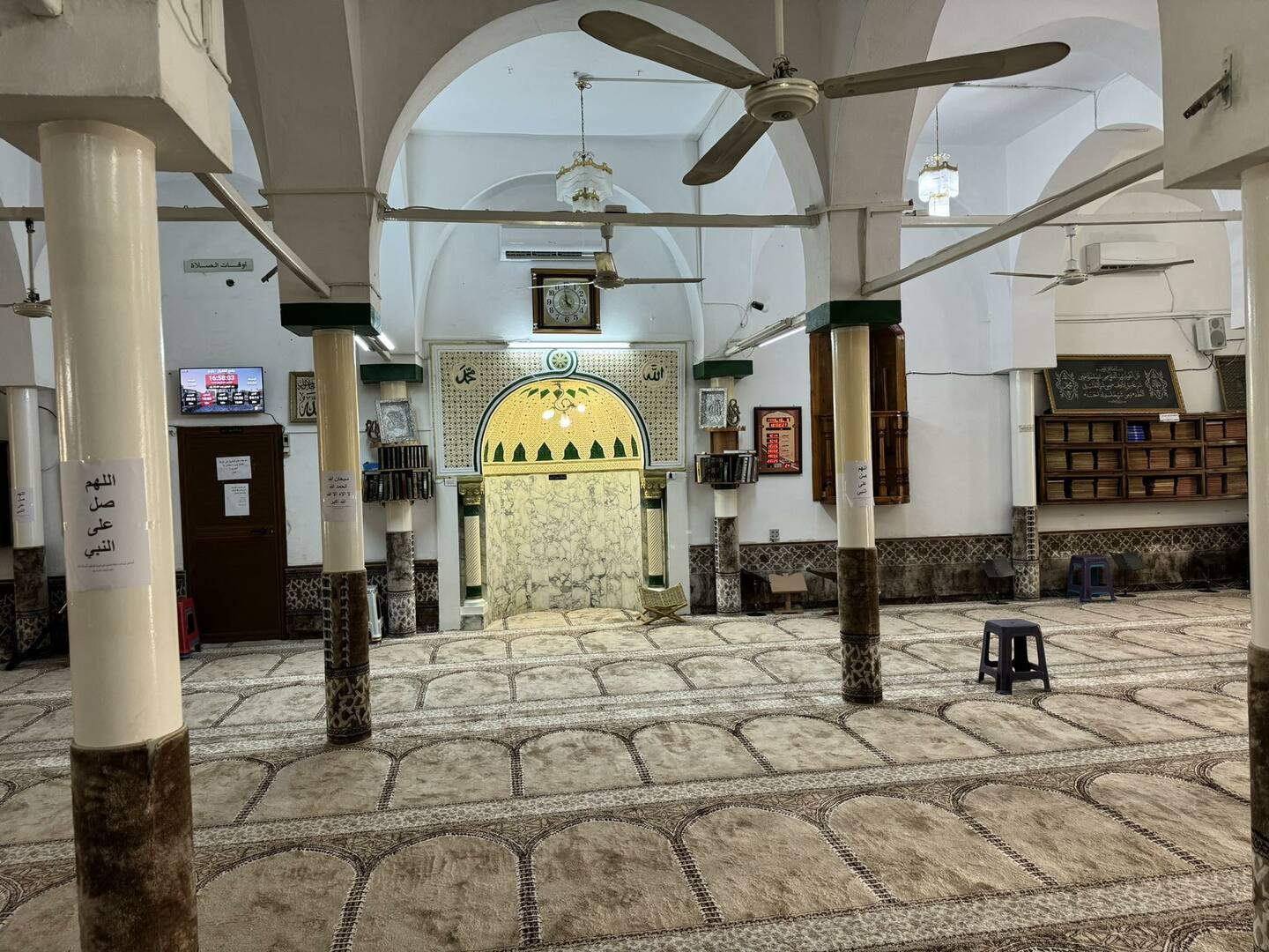 جامع الغفران حي الزهور تونس