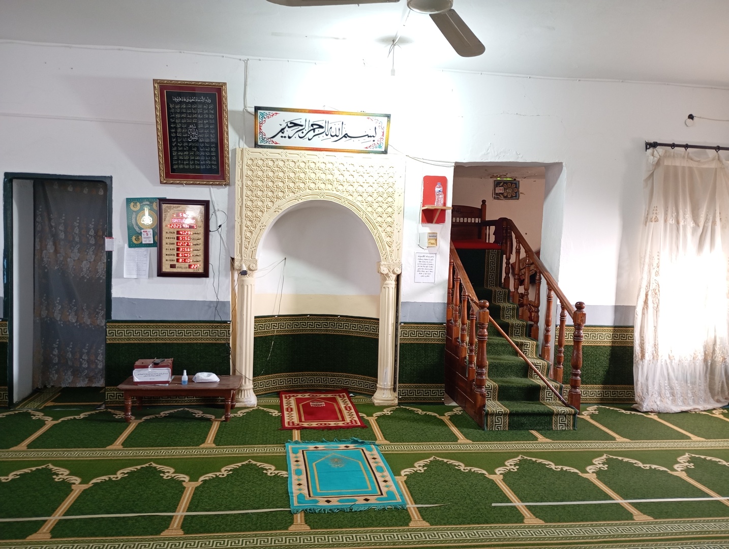 جامع الرحمة - الحجارة