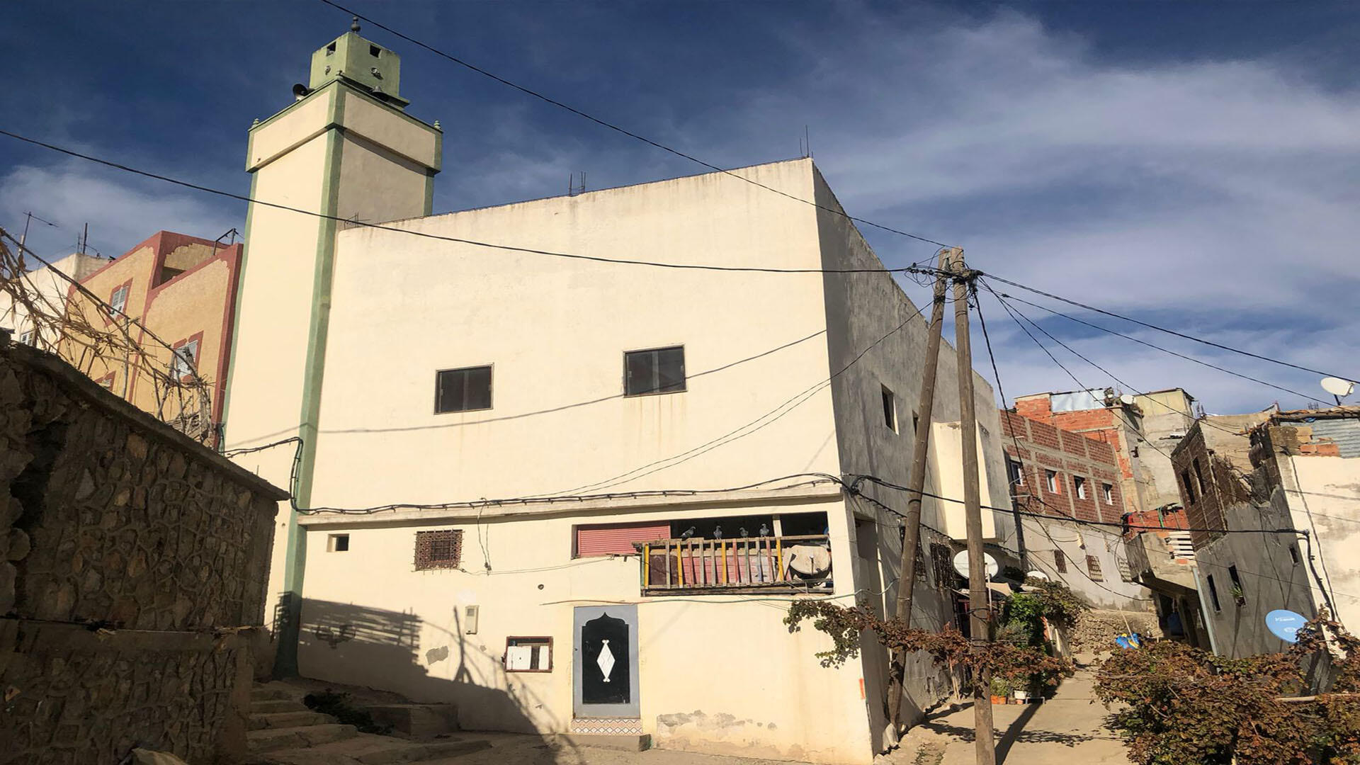 مسجد الامام علي حي النهضة