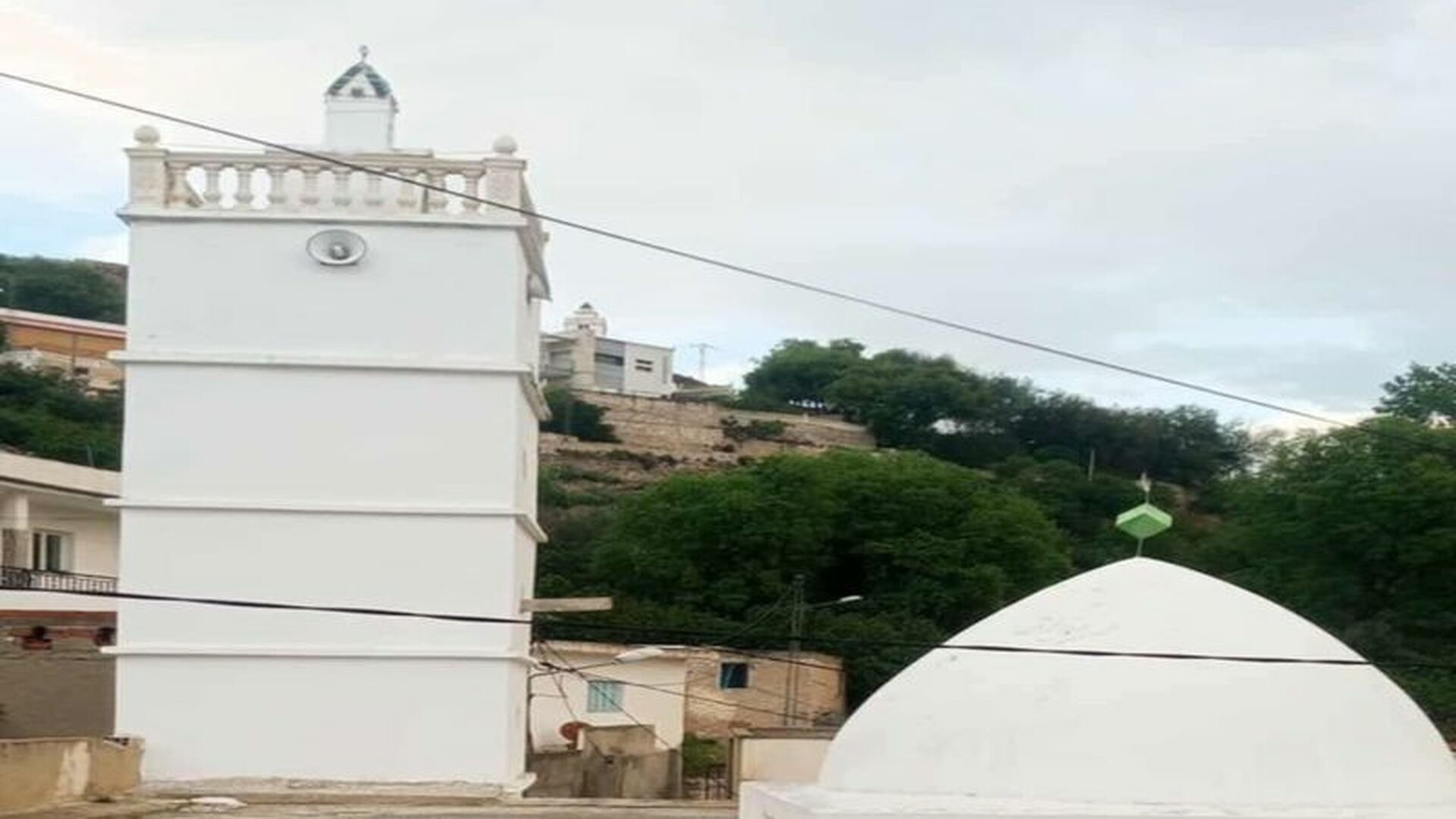 mouadhnine جامع المؤذنين