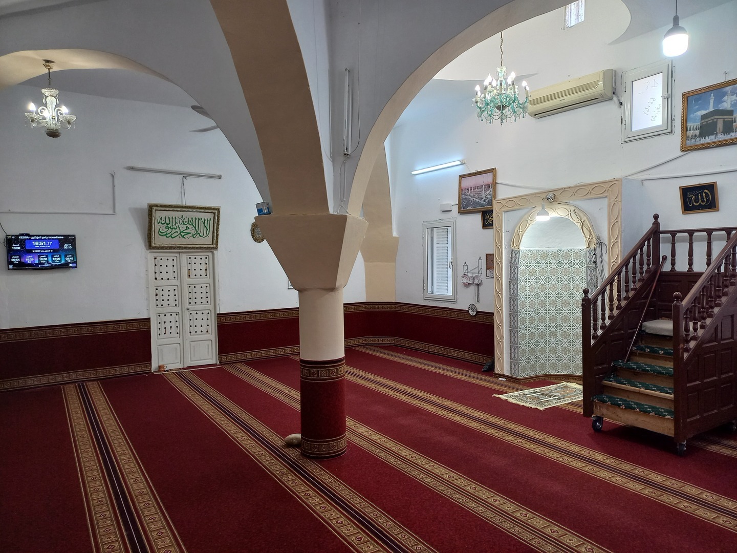 mouadhnine جامع المؤذنين