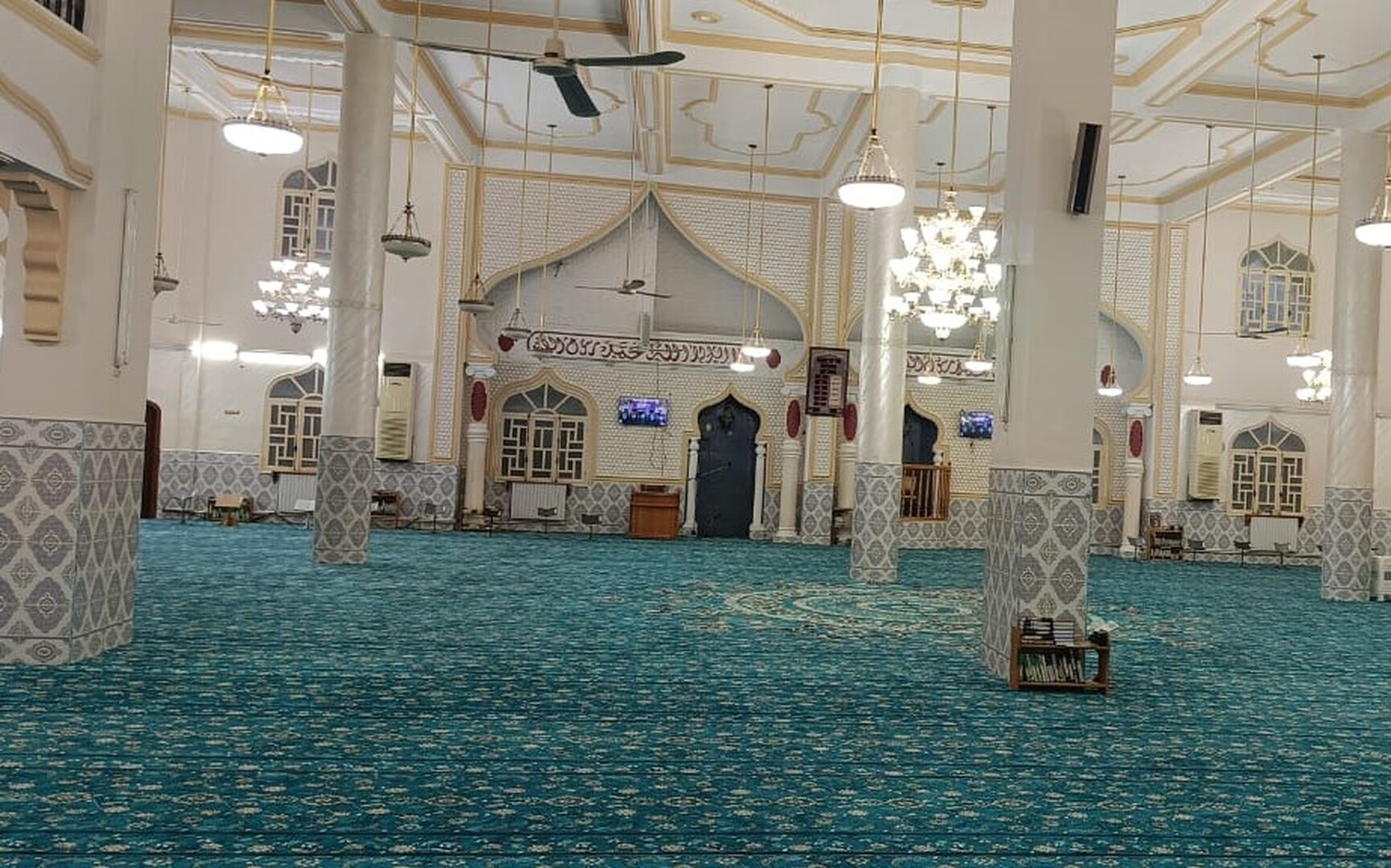 مسجد موسى الأحمدي نويوات