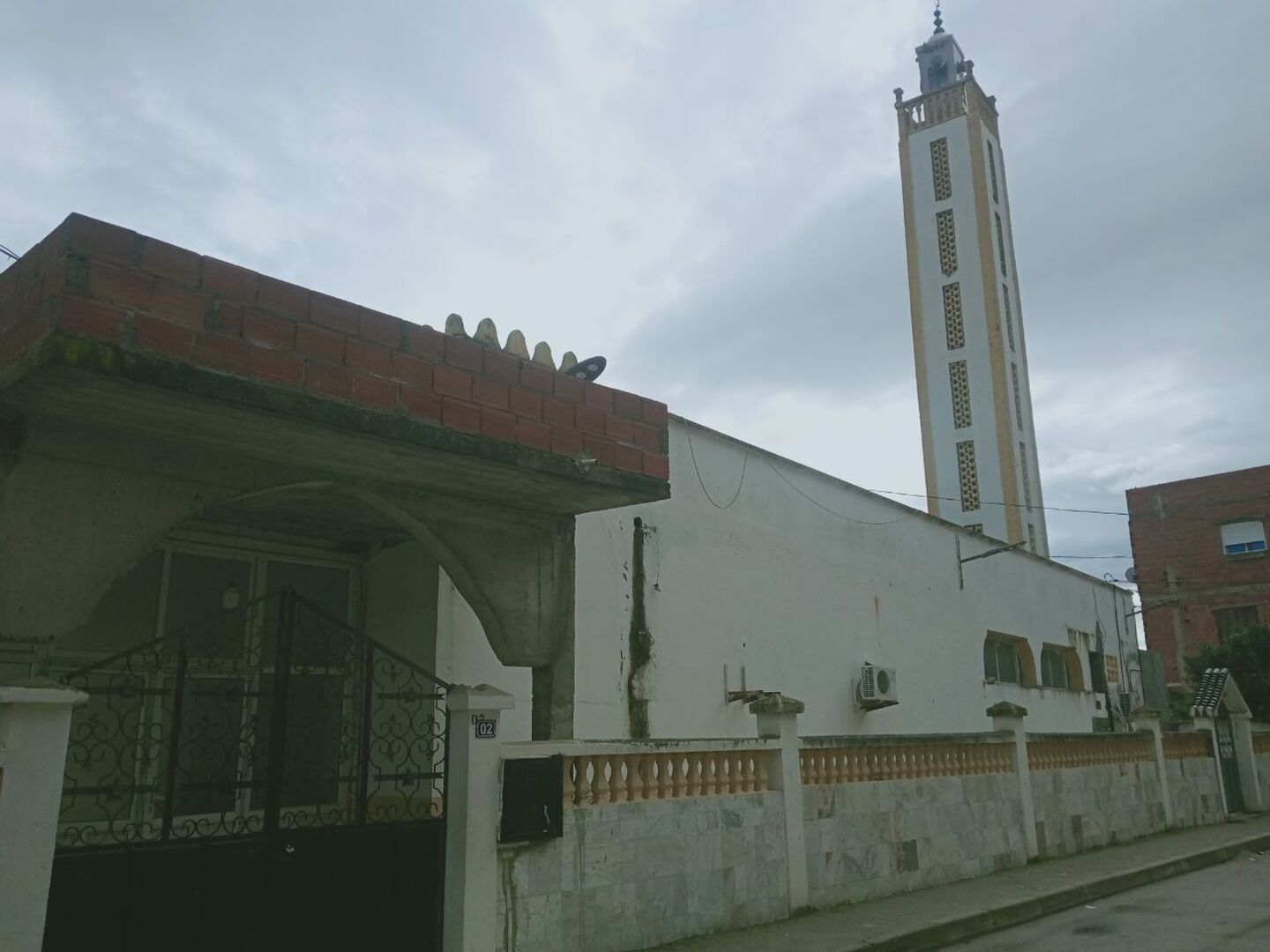 مسجد عبيدة عامر بن الجراح-حمام برادع