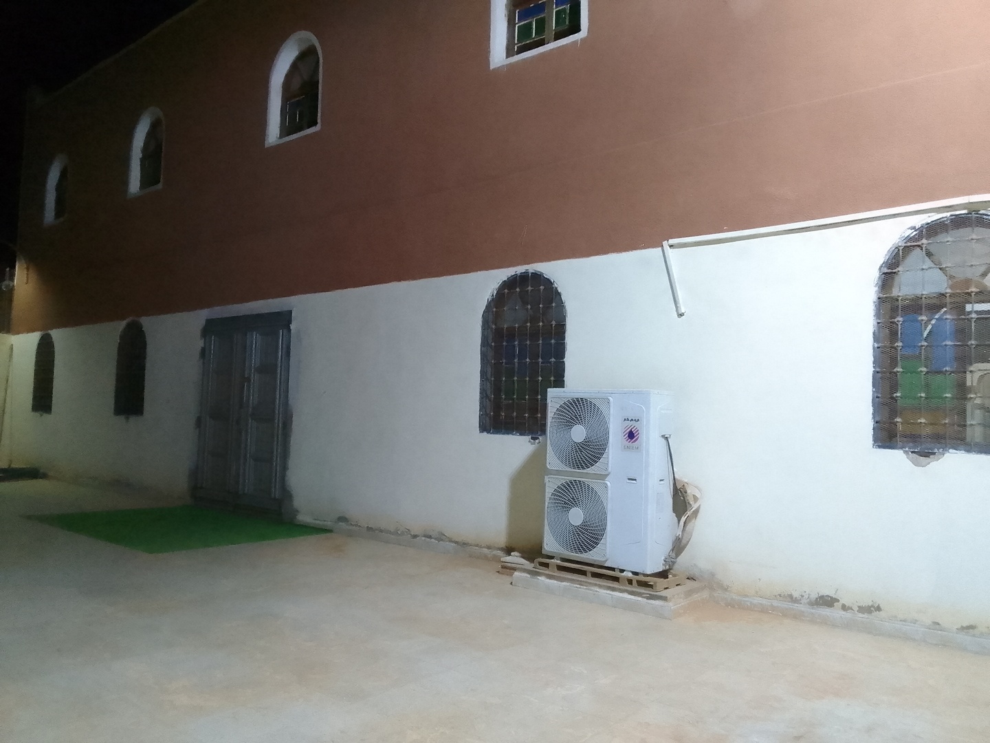 المسجد العتيق علي بن ابي طالب المطارفة