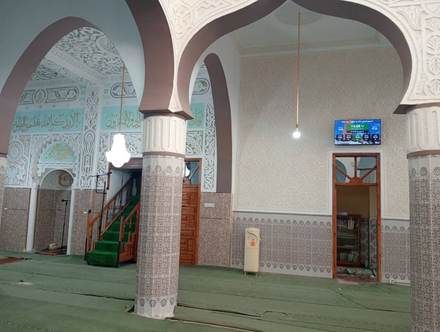 المجمع الديني خالد بن الوليد