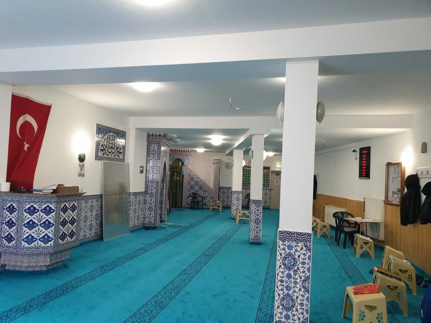 Türk Federasyonu Yunus Emre Camii 1976