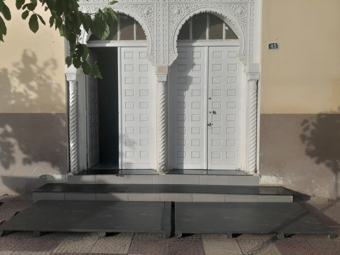 مسجد الرحمة بريكة 05