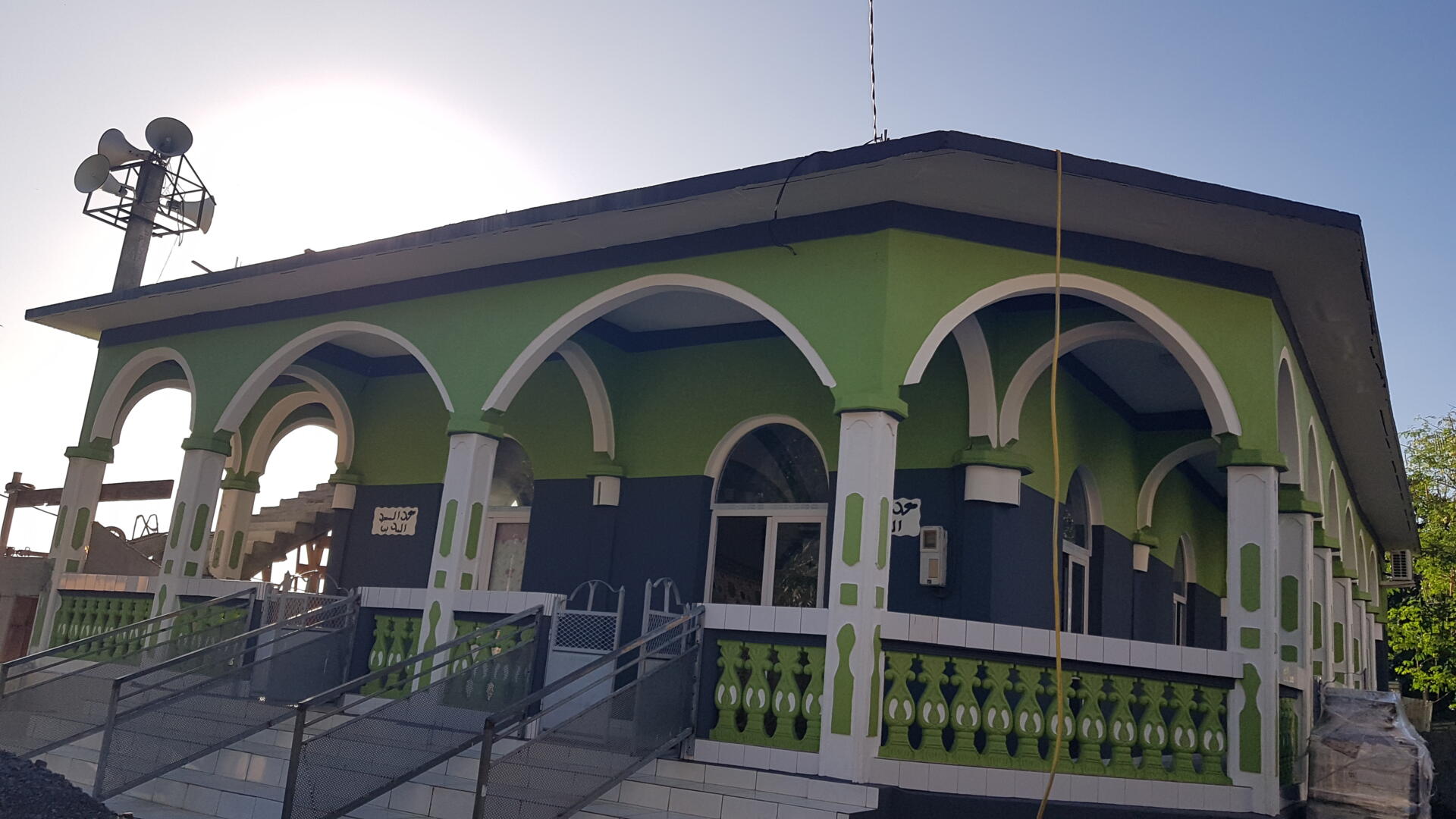 مسجد الرحمن مدين