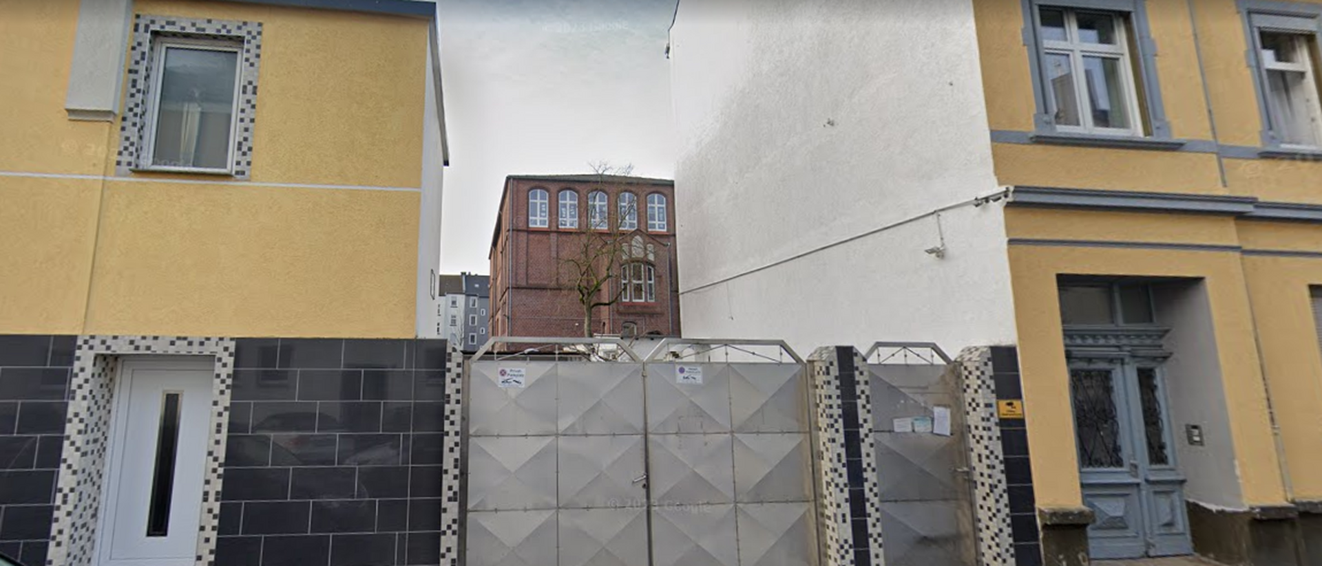 Omar ibn al-Khattab  مسجد عمر بن الخطّاب