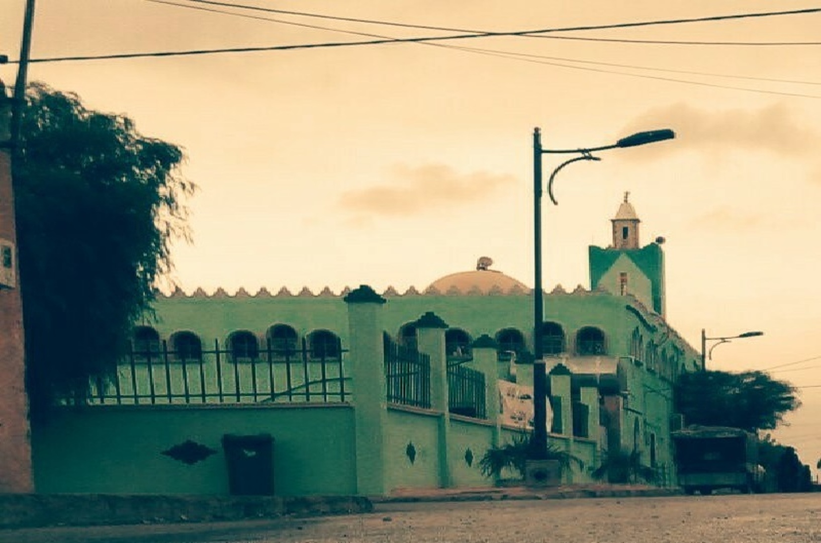 مسجد الإمام محمد الغزالي