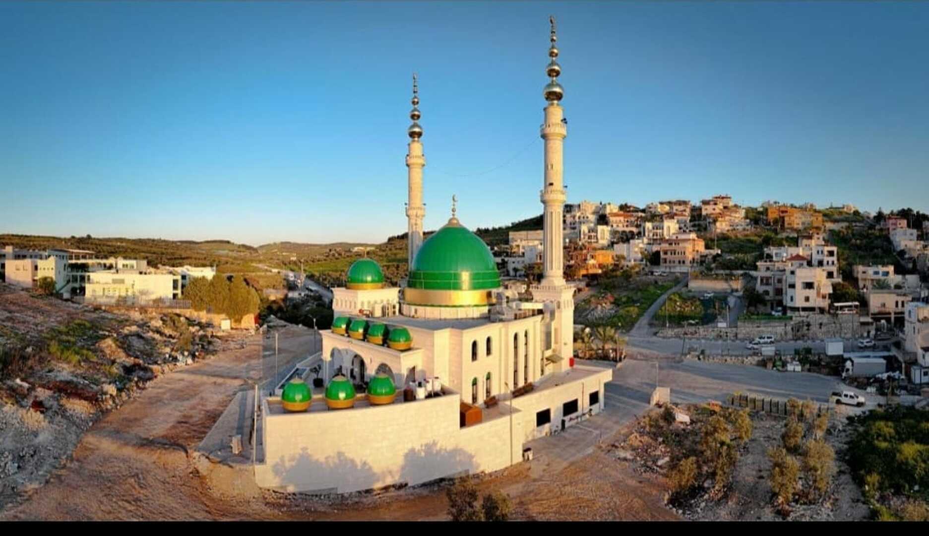 مسجد الغدران-معاوية